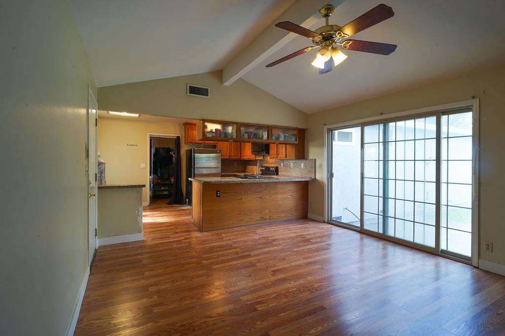 5194 Running Bear DR