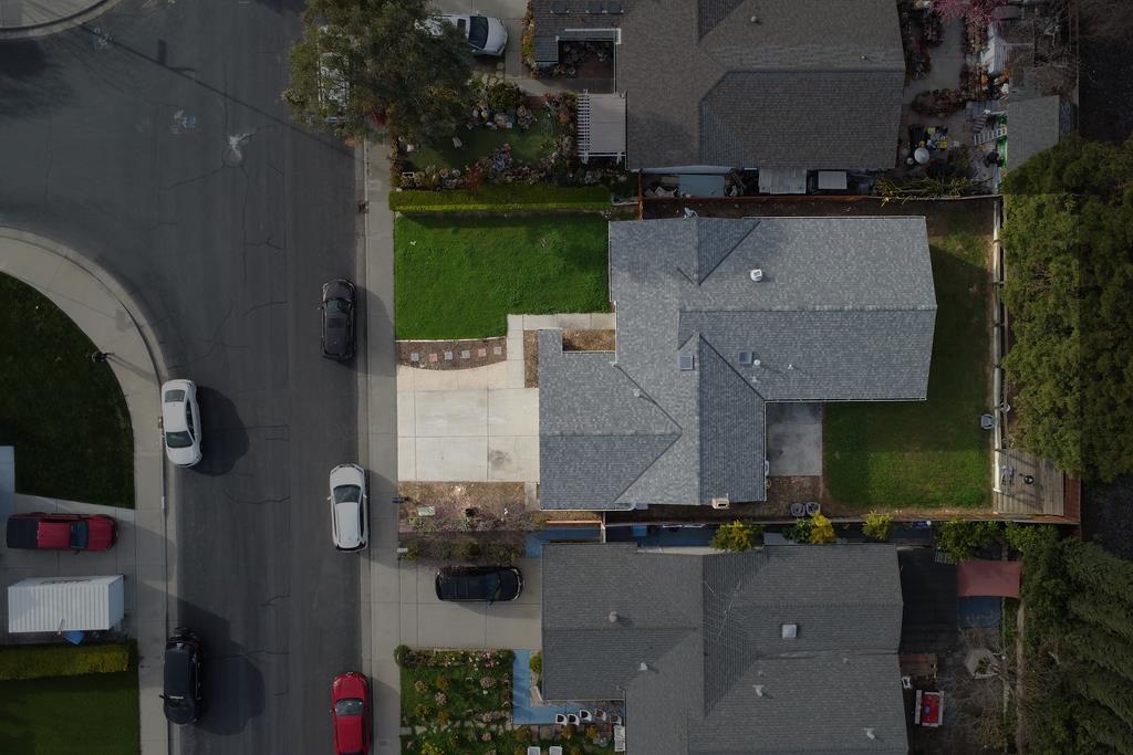 5194 Running Bear DR