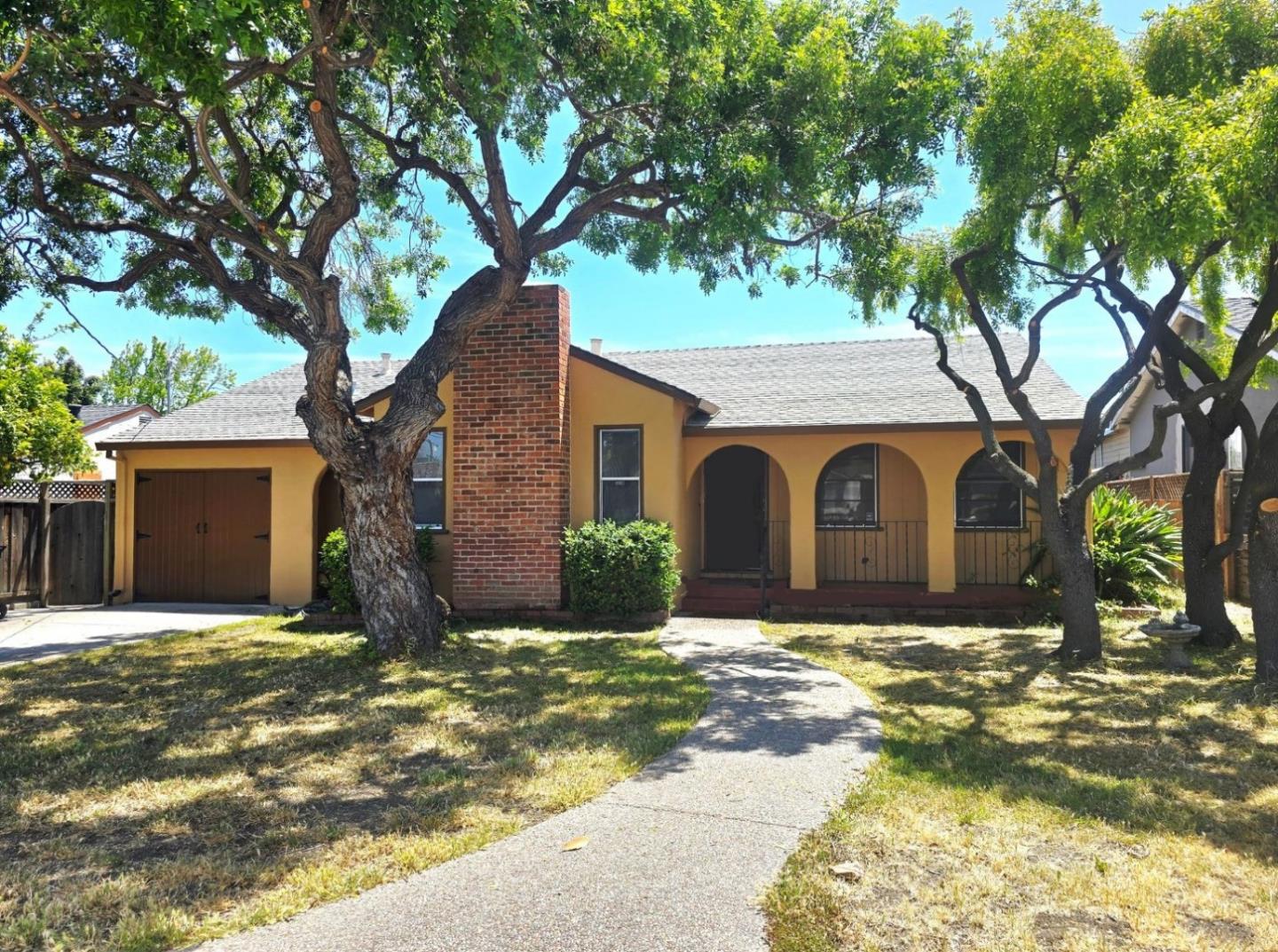 306 Jackson Street