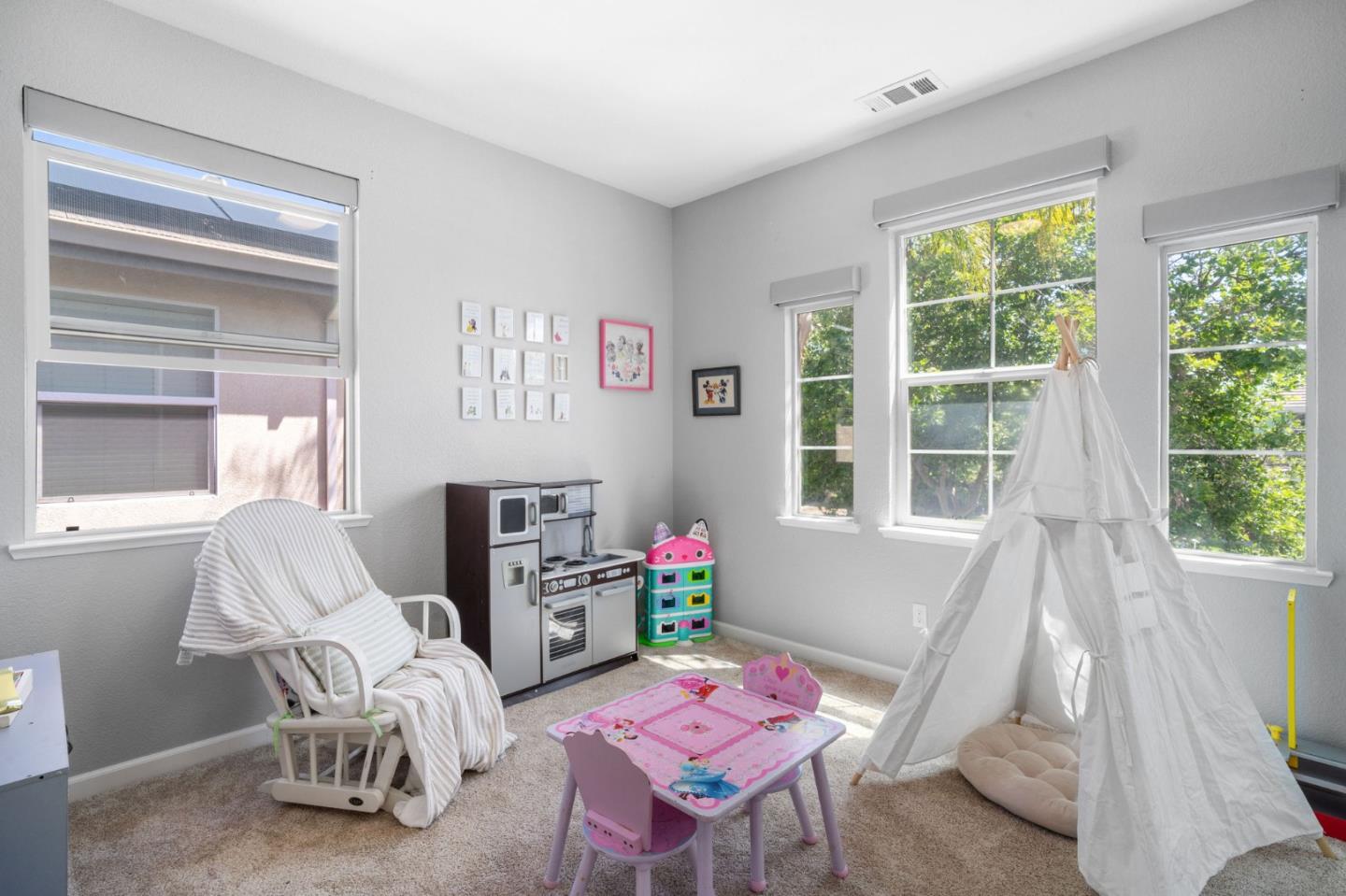 4637 Glenbrook Drive