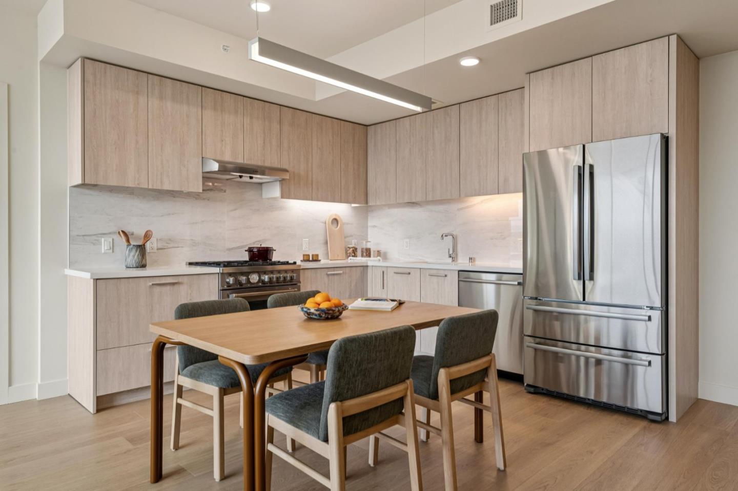 188 W Saint James ST 10515