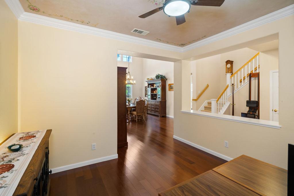 5569 Arlene WAY