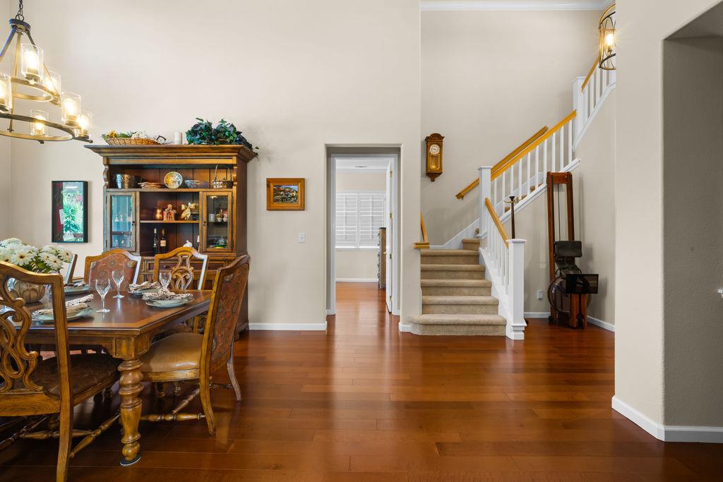 5569 Arlene WAY