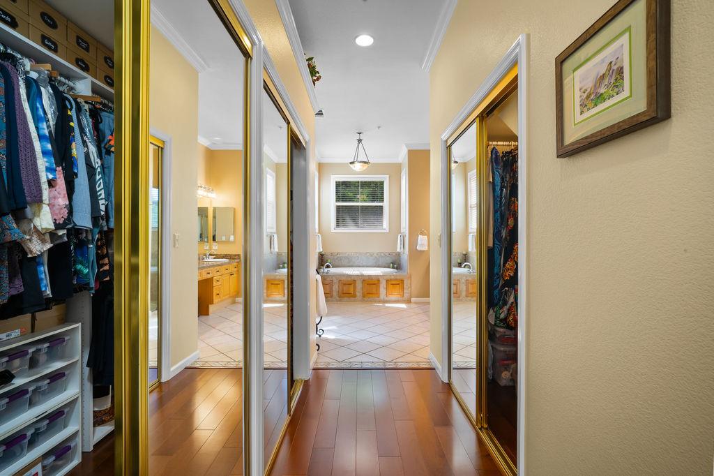 5569 Arlene WAY