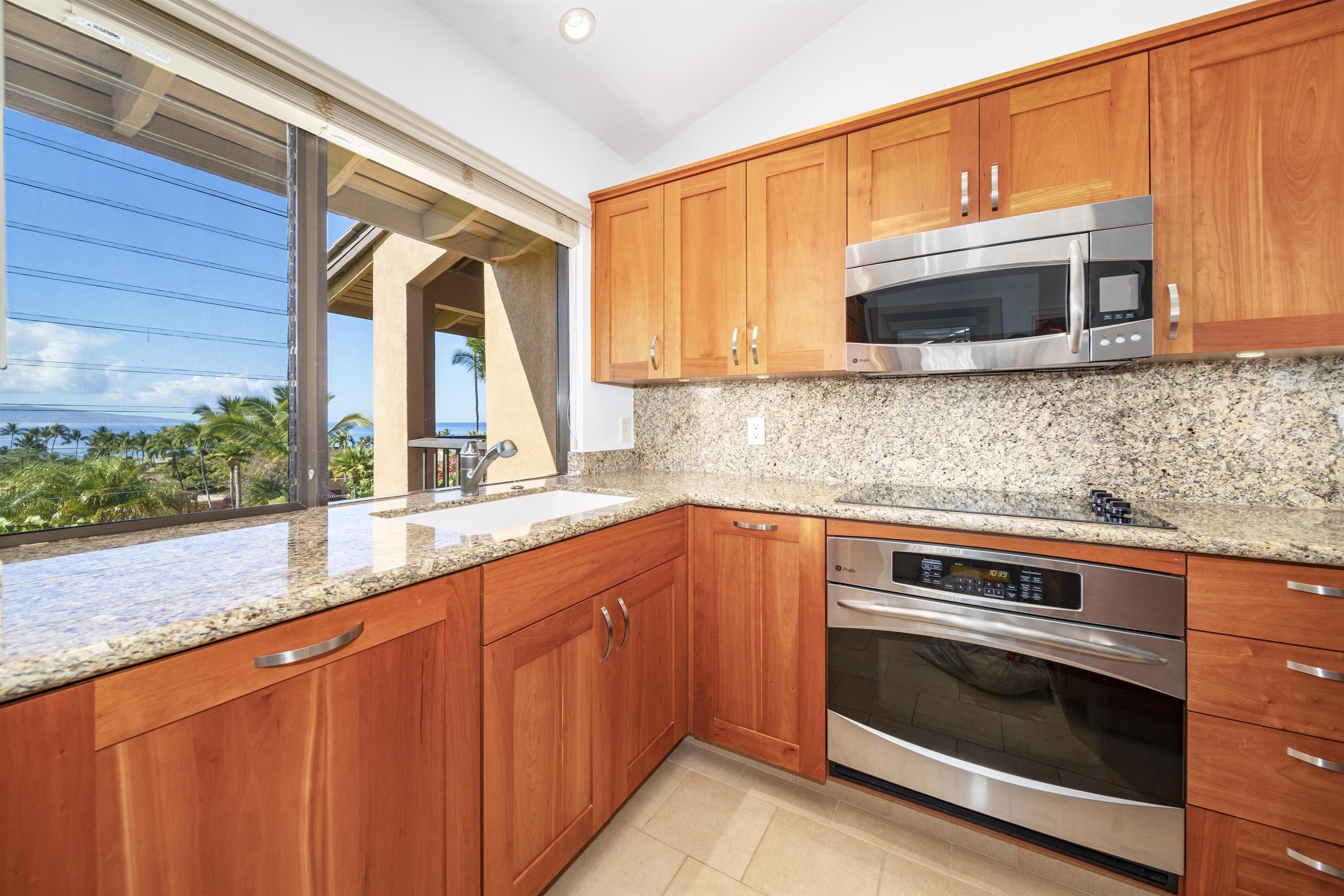 3300 Wailea Alanui Dr Unit: 13D
