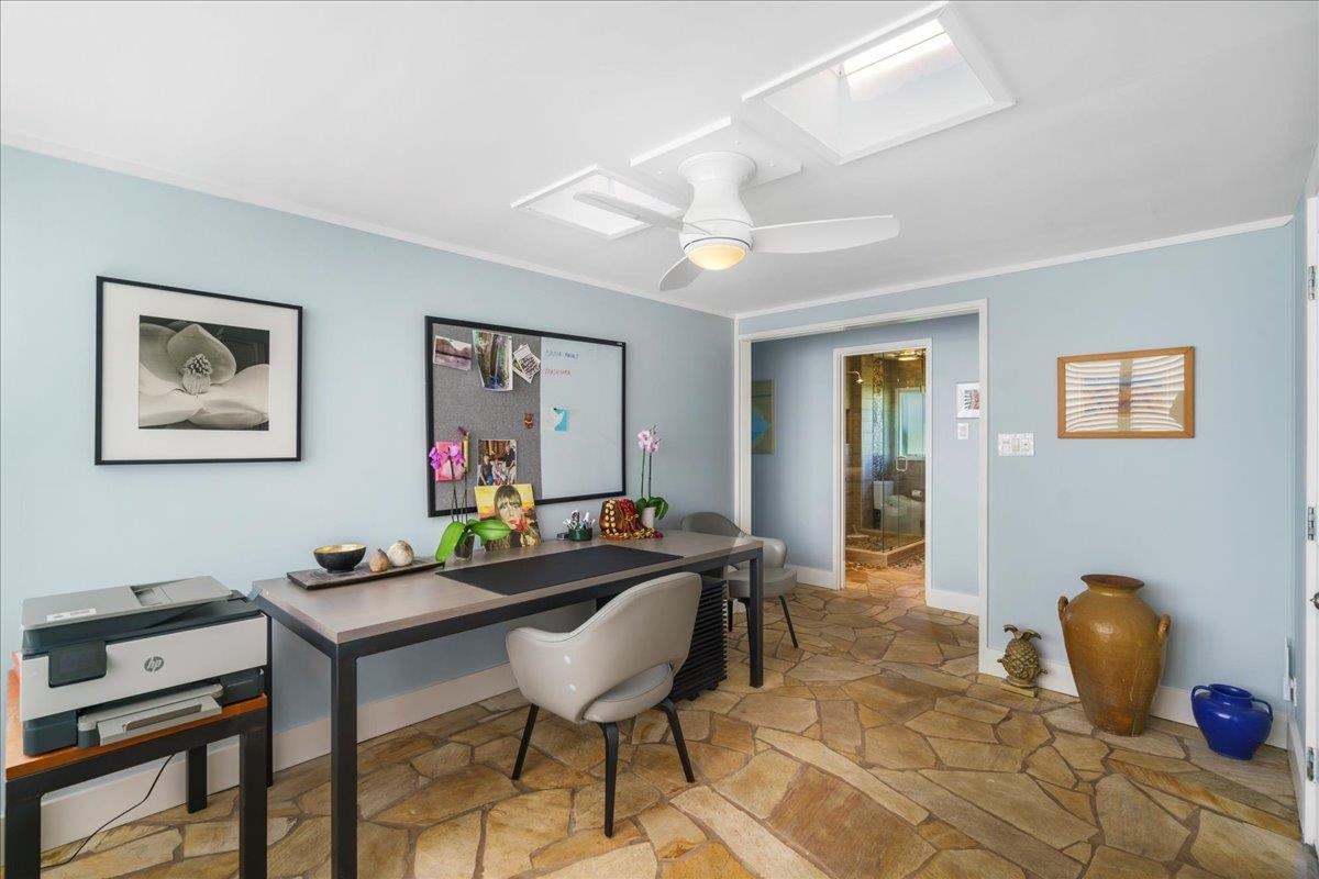 20 HUI RD I Unit: 25