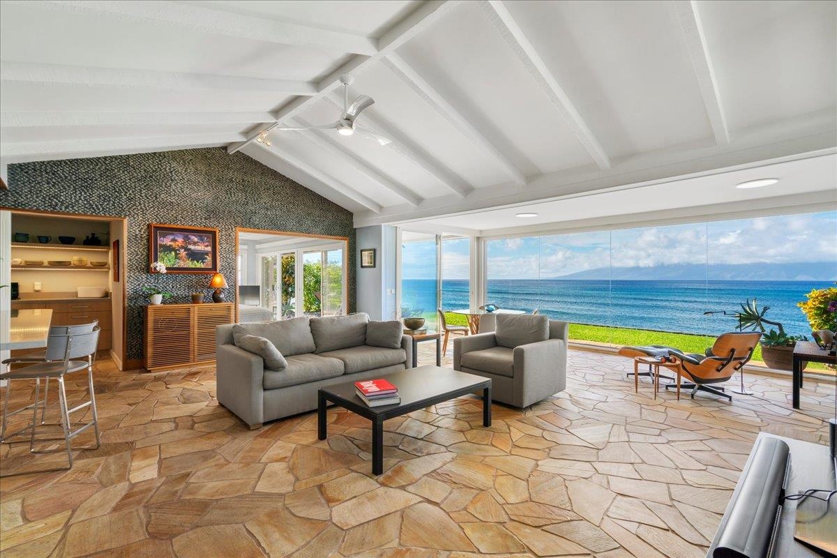 20 HUI RD I Unit: 25