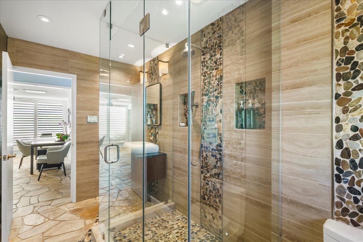 20 HUI RD I Unit: 25