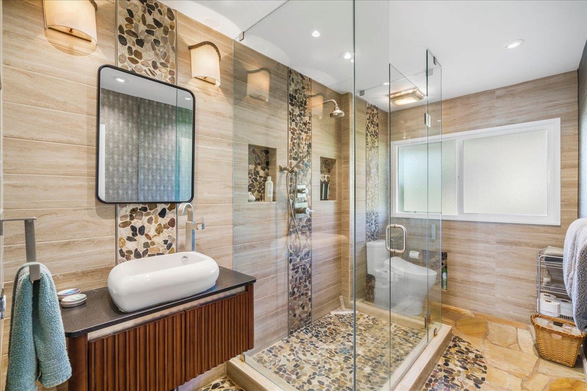 20 HUI RD I Unit: 25