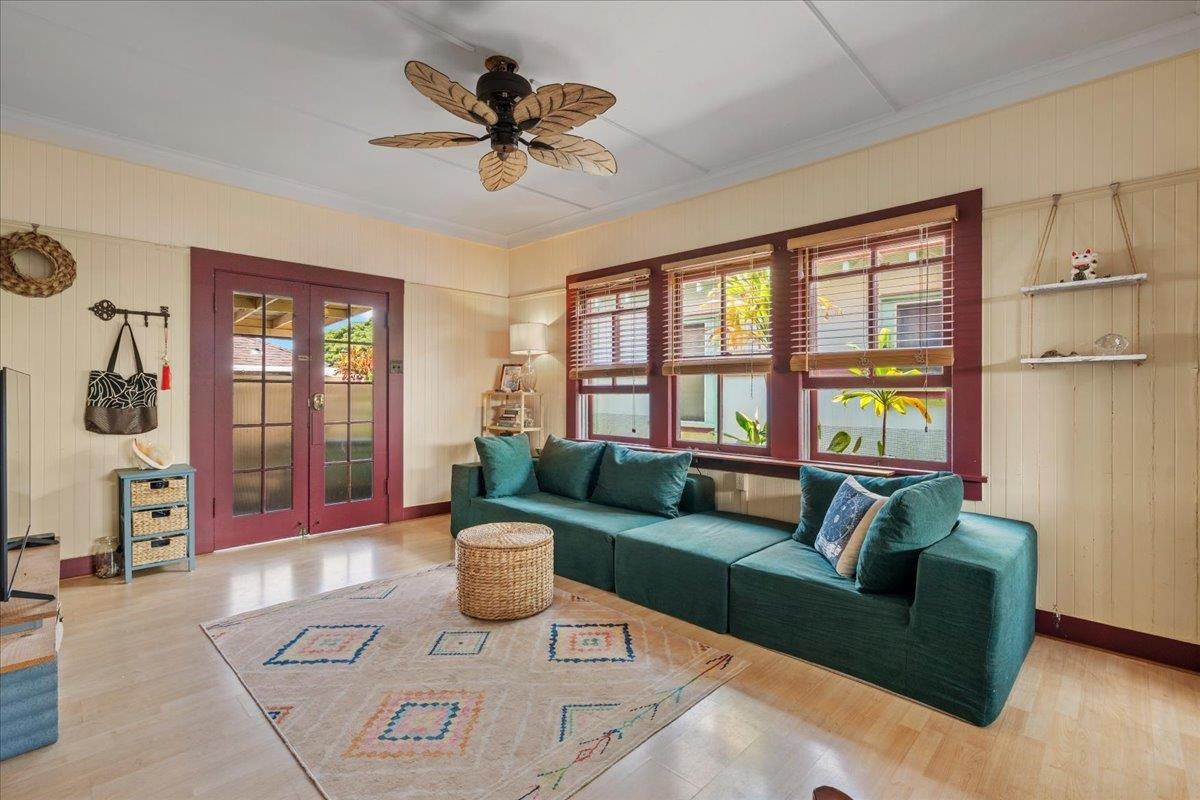 285 S Market St Unit: 2G