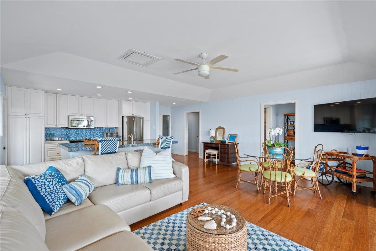 20 HUI RD I Unit: 42