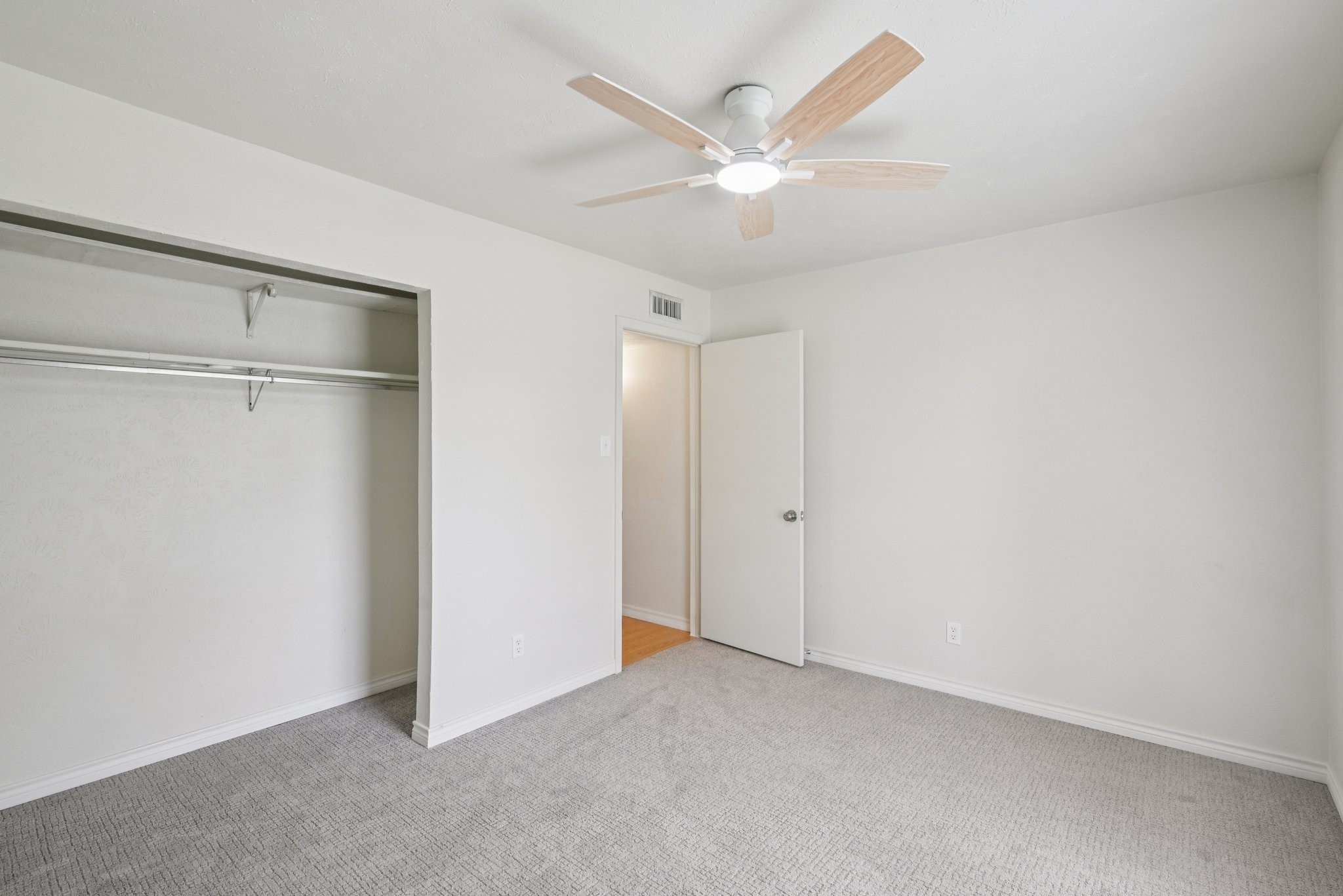 2622 Riviera Drive