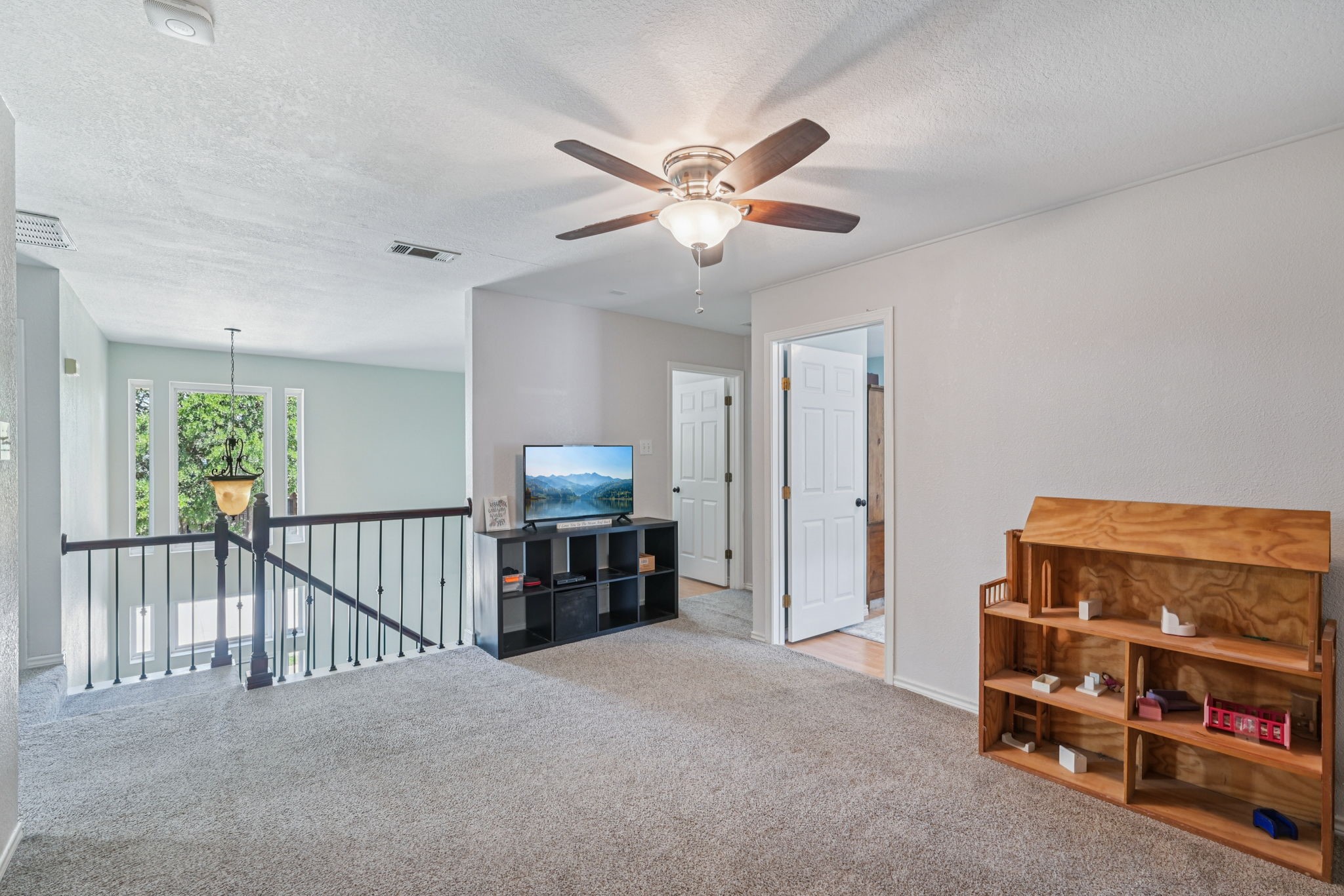 706 White Oak Street