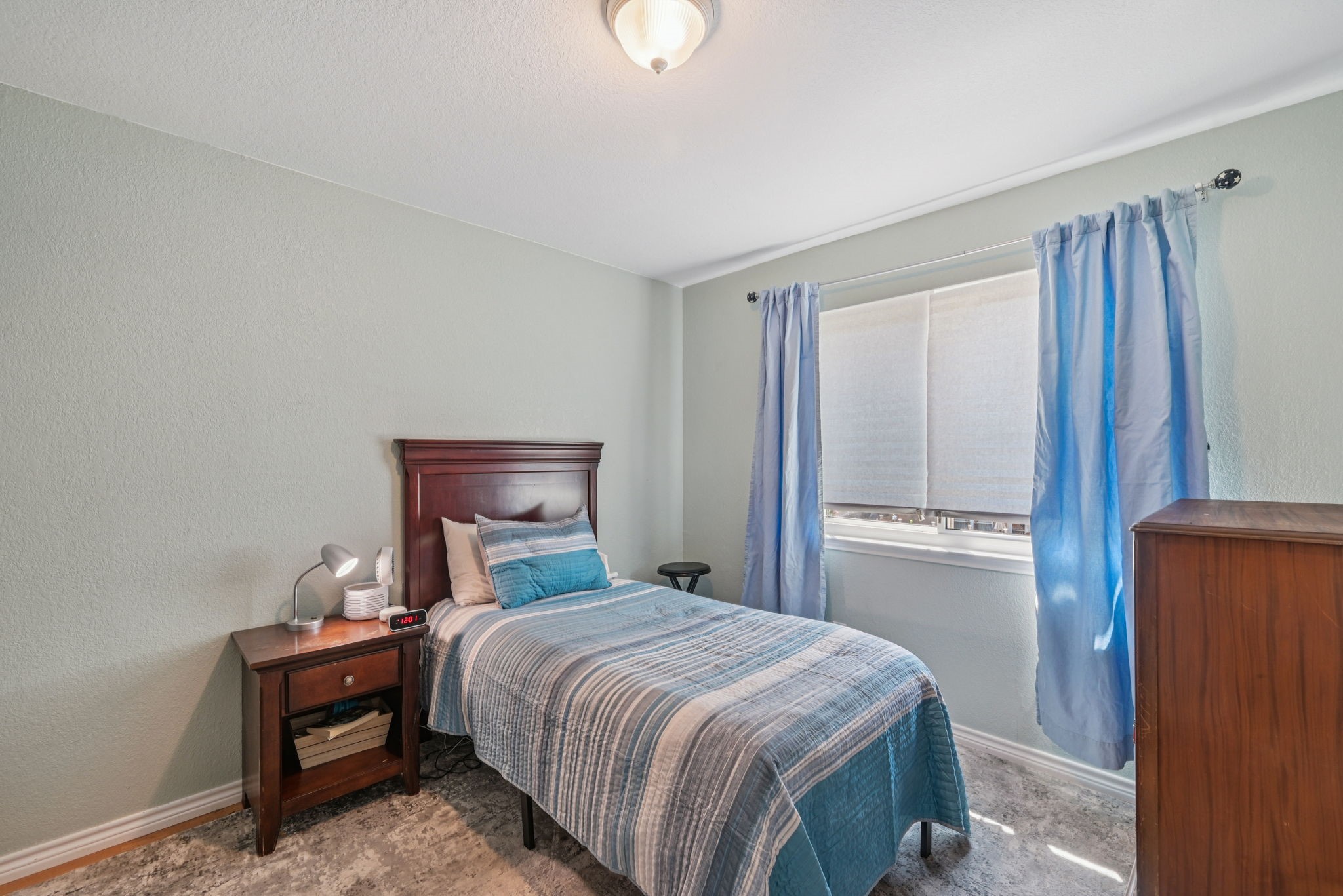 706 White Oak Street