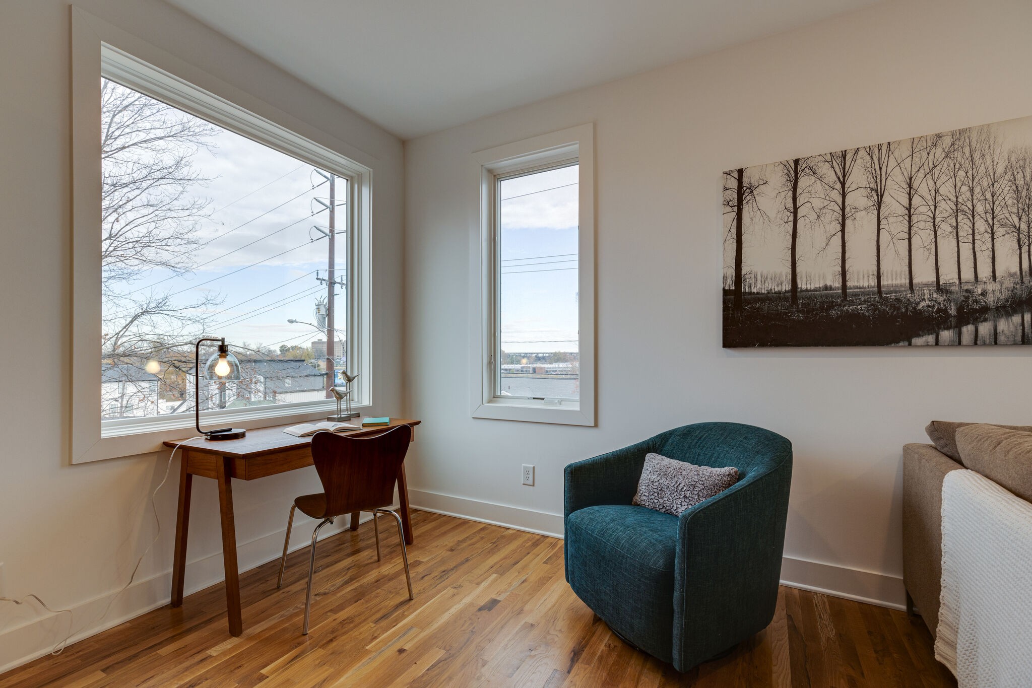 2513 White Ave Unit: 1