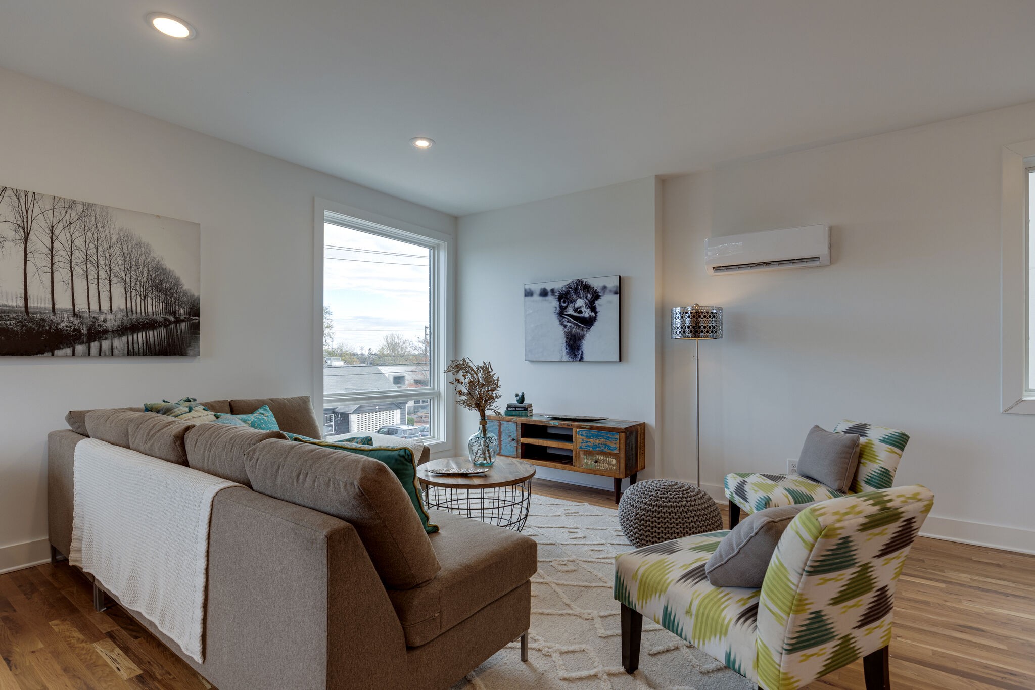2513 White Ave Unit: 1