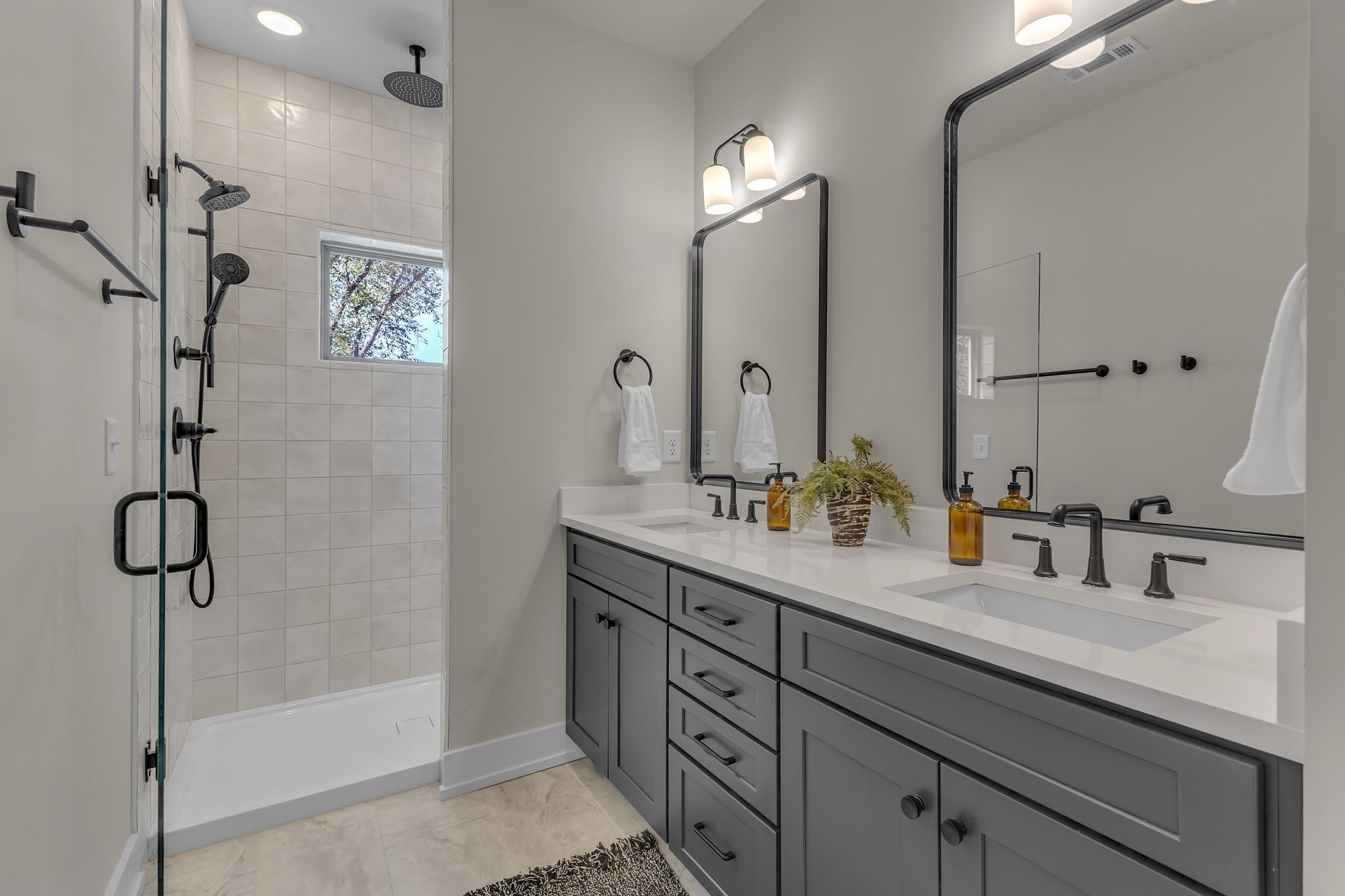 145 Whitsett Rd Unit: 7