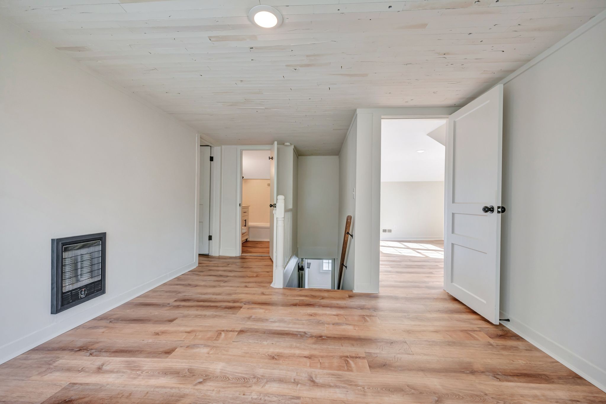 806 Highway 70, E