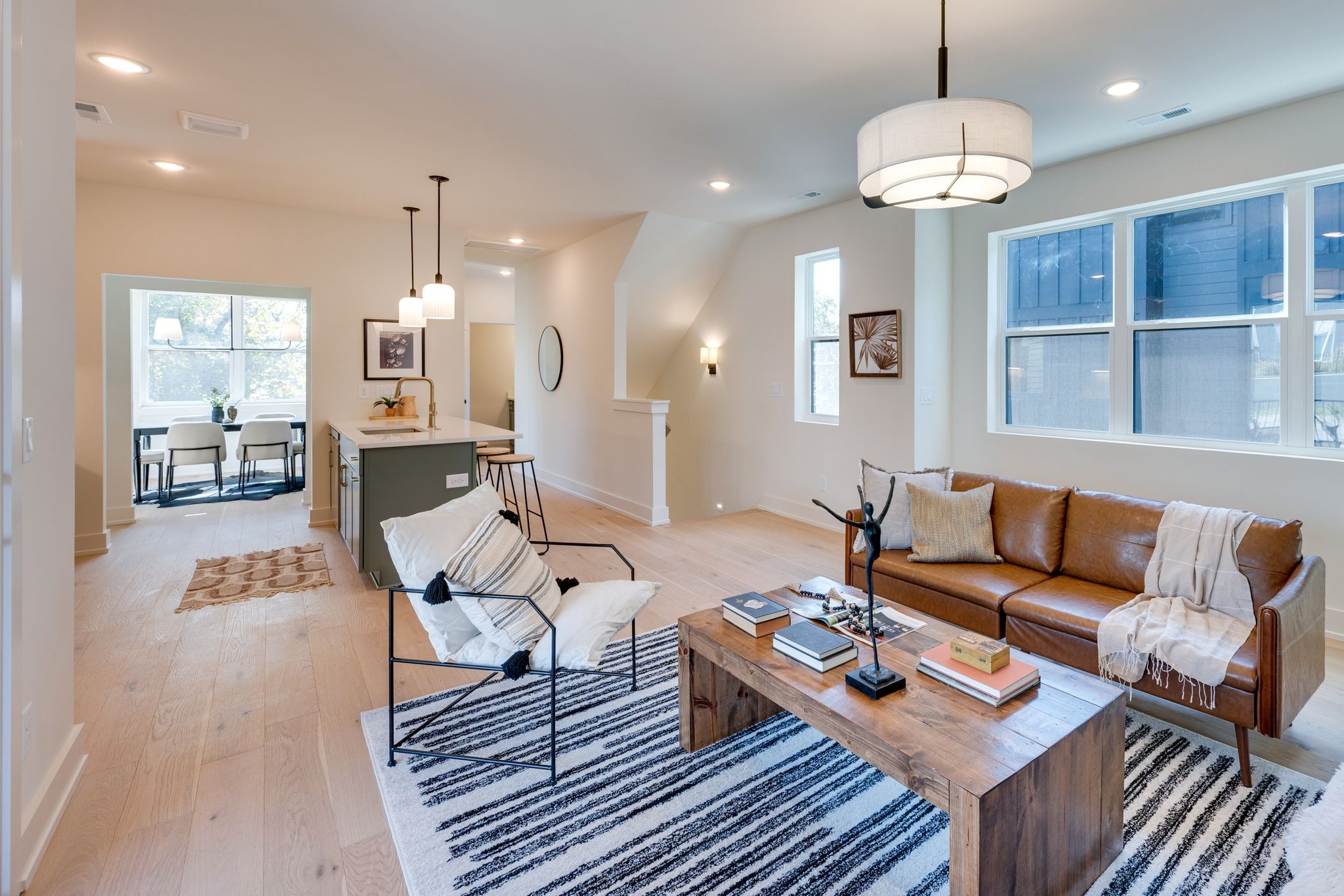 985 Dozier Pl Unit: 11