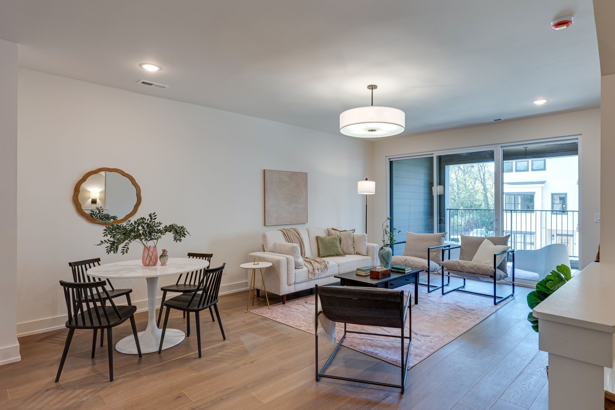 981 Dozier Pl Unit: 2