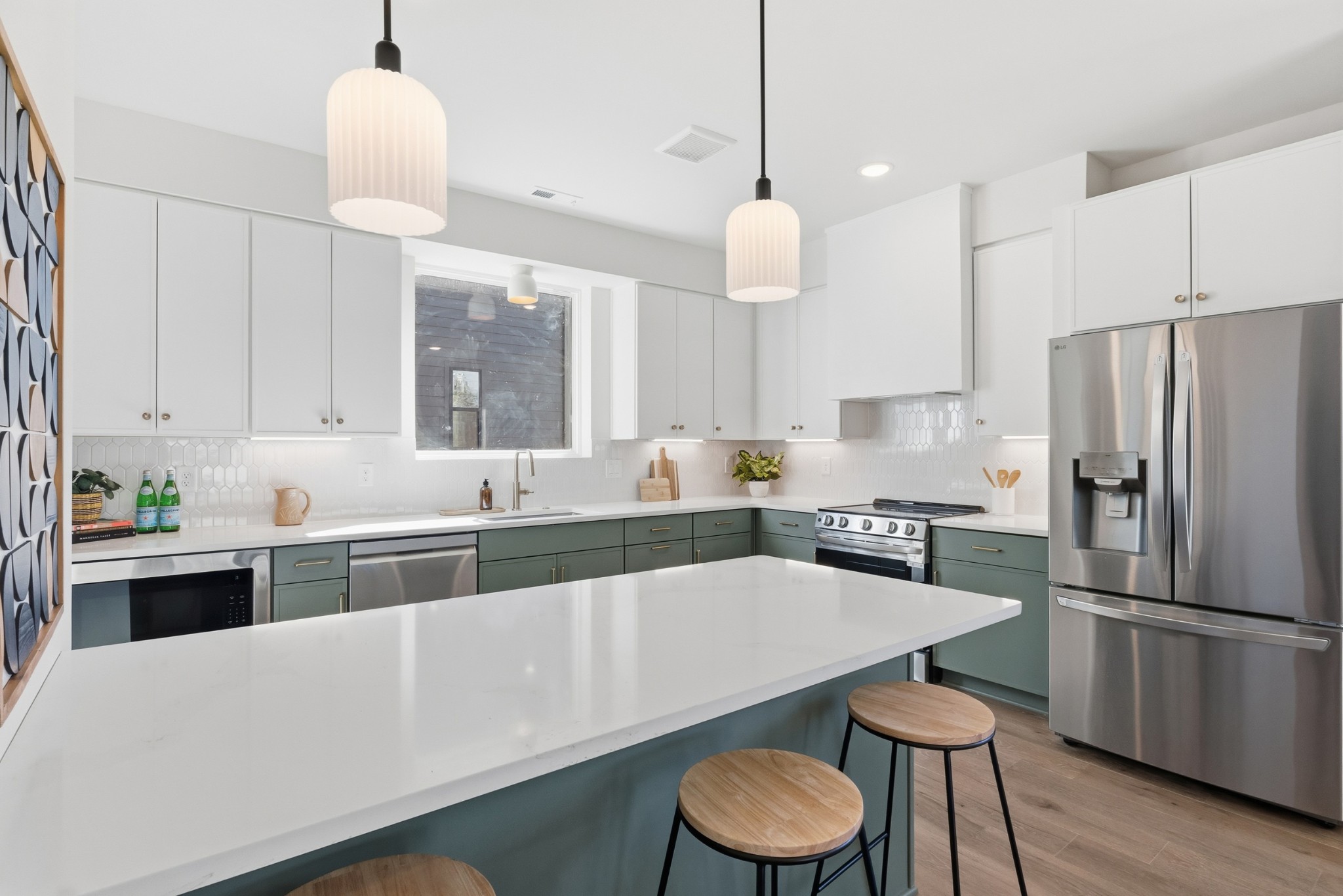 977 Dozier Pl Unit: 3