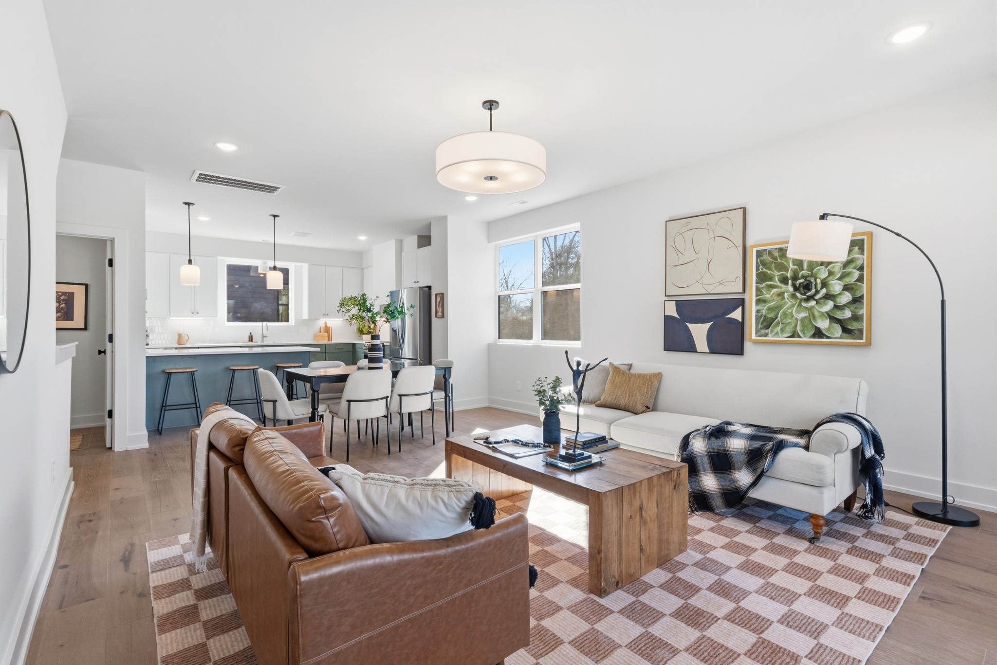 977 Dozier Pl Unit: 3