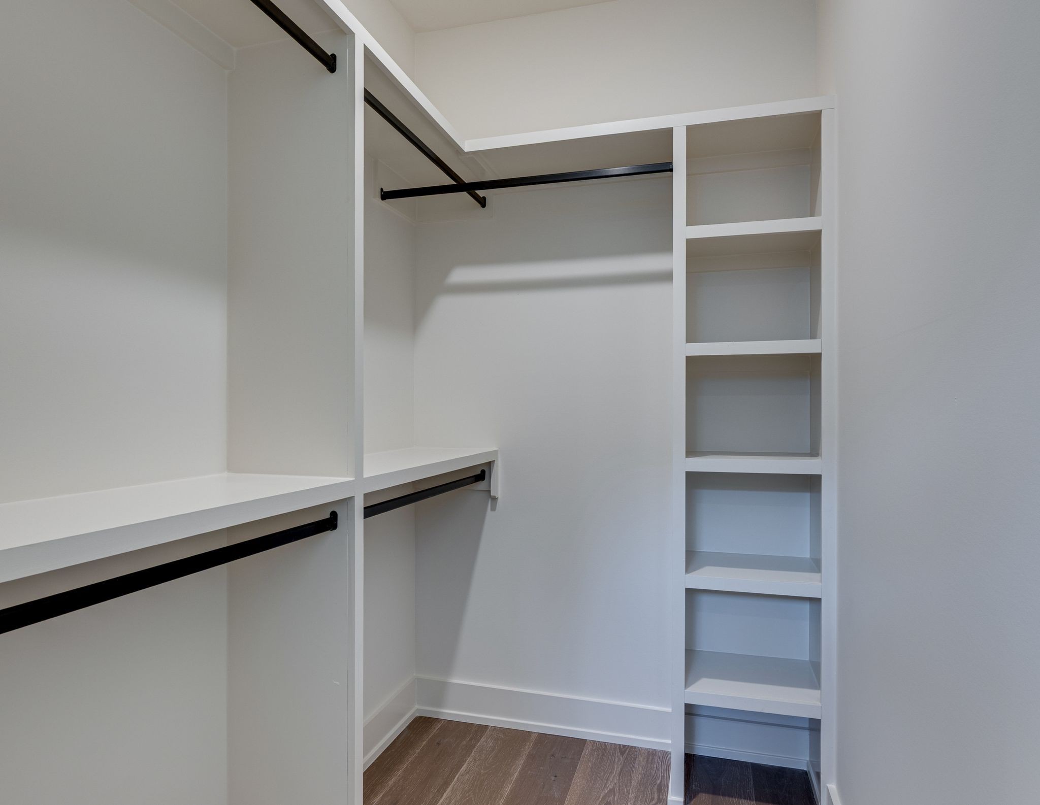 977 Dozier Pl Unit: 3