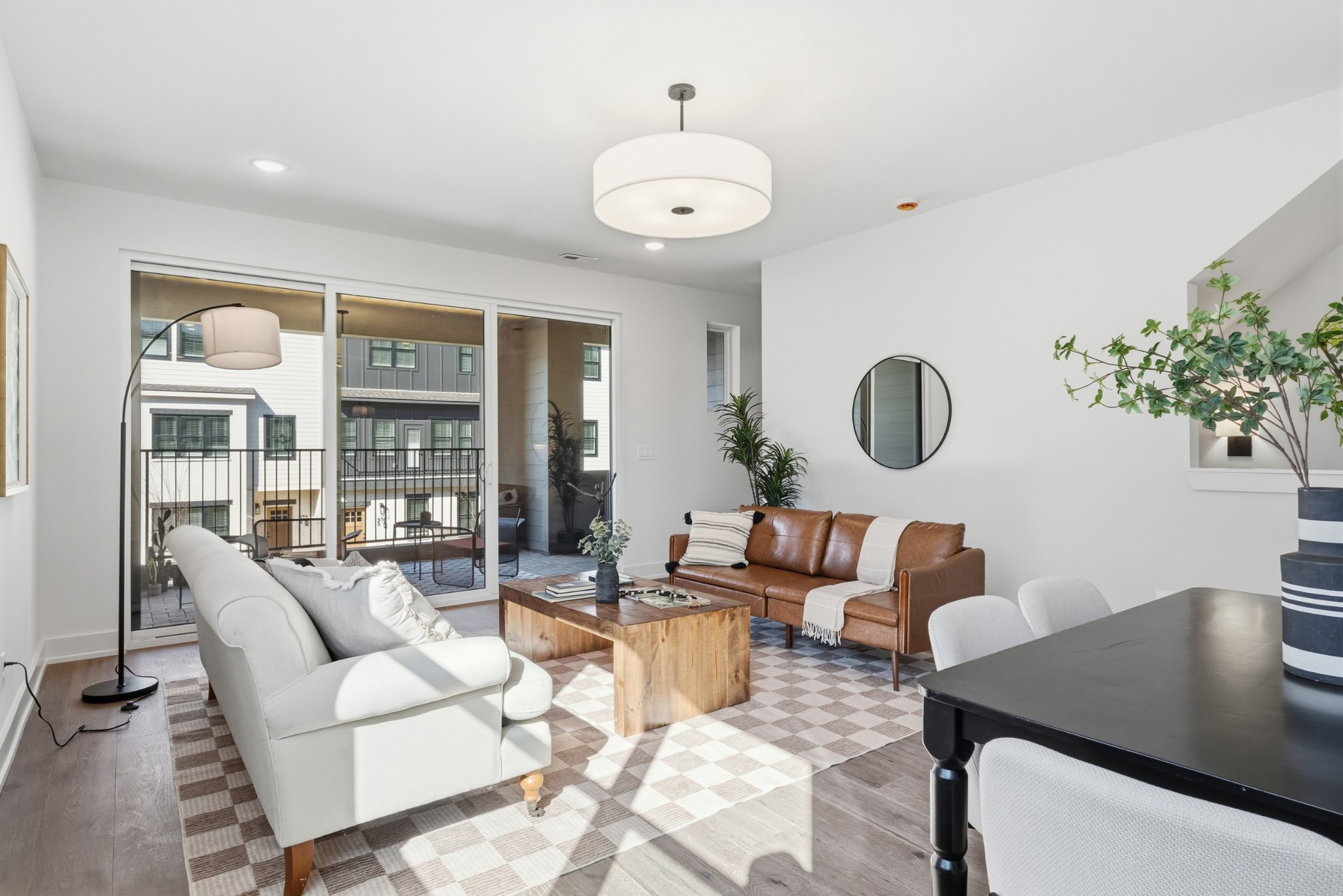 977 Dozier Pl Unit: 3