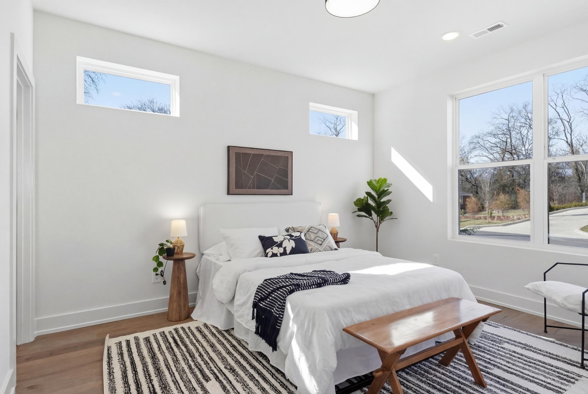 977 Dozier Pl Unit: 3