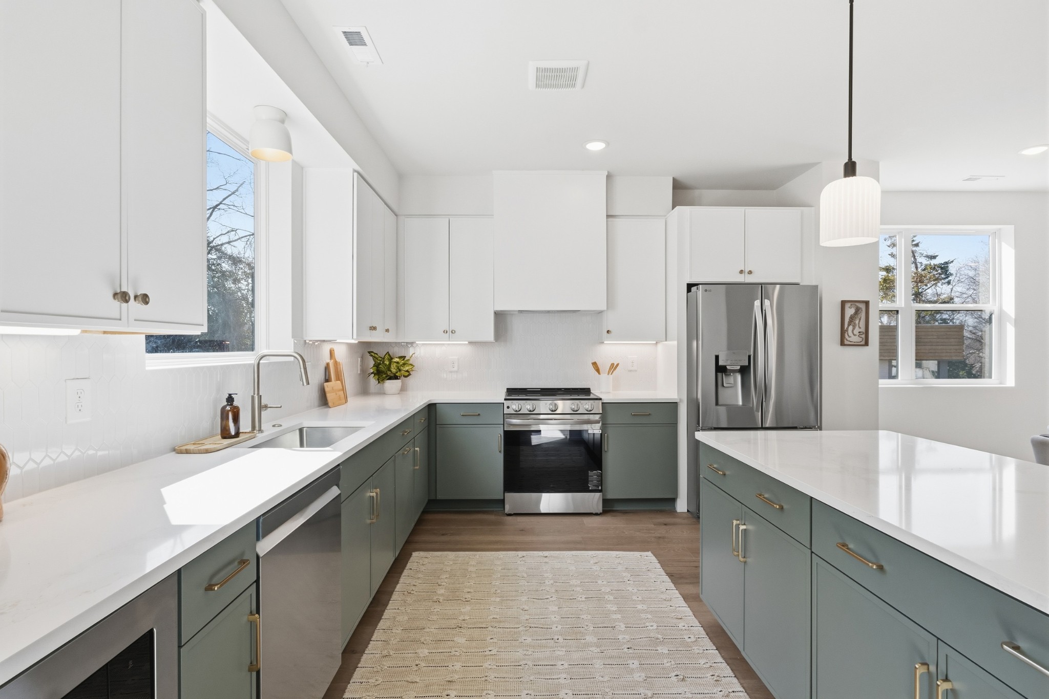 977 Dozier Pl Unit: 3