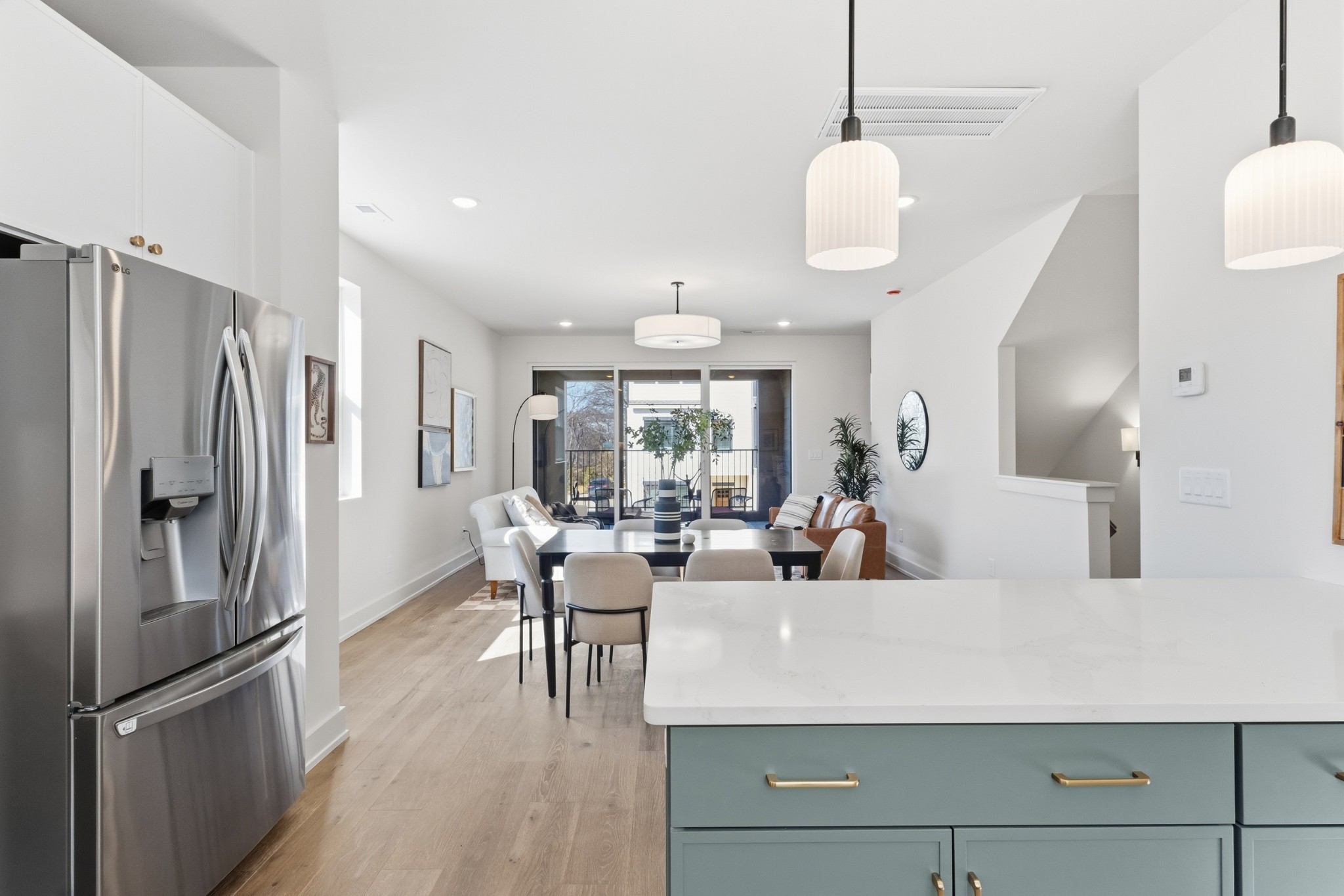 977 Dozier Pl Unit: 3