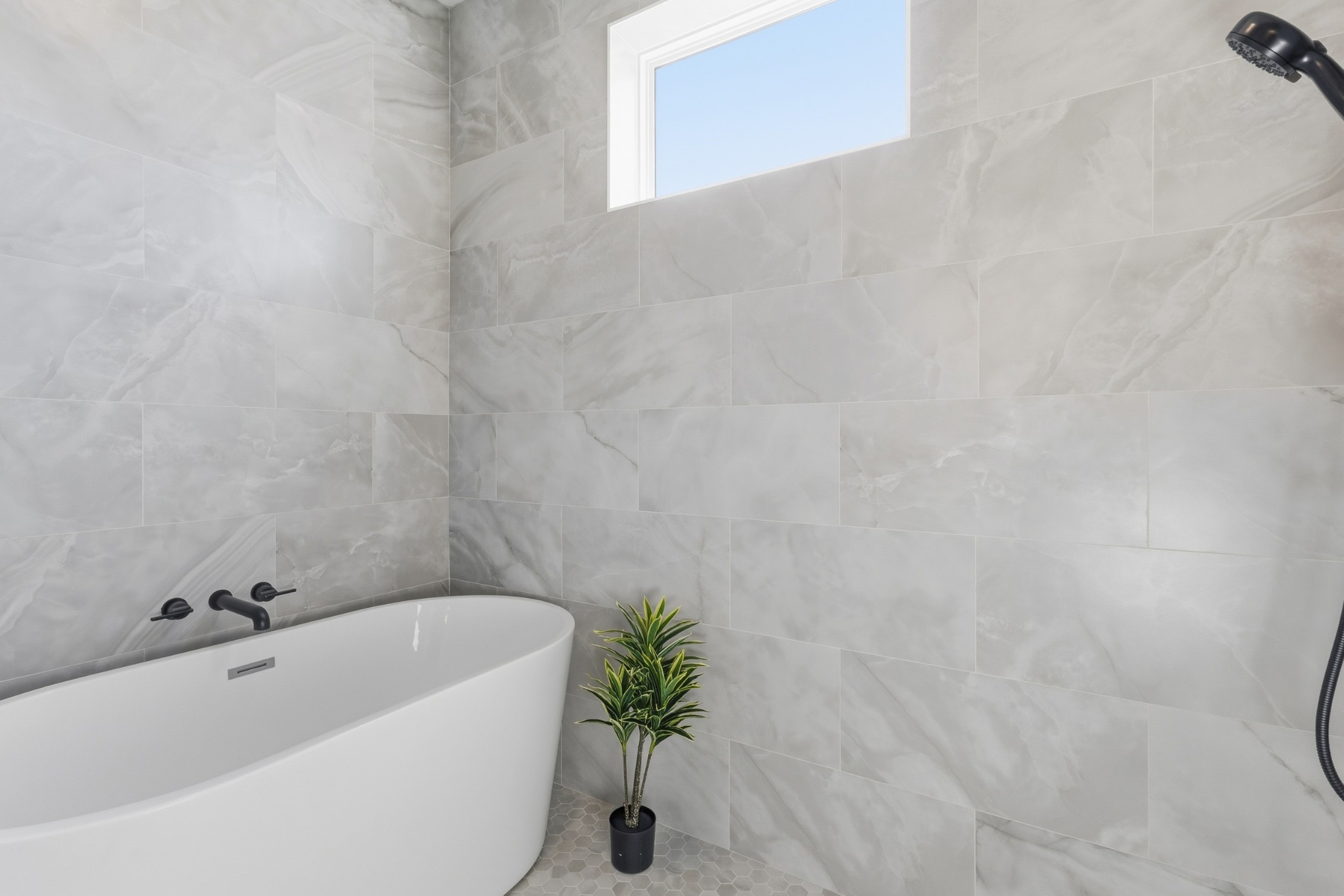 977 Dozier Pl Unit: 3