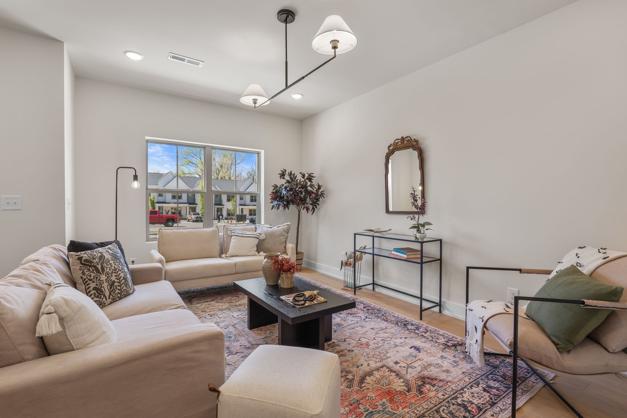 145 Whitsett Rd Unit: 6