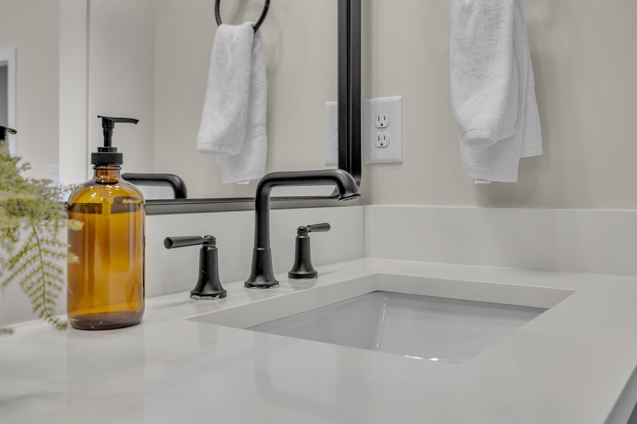 145 Whitsett Rd Unit: 10