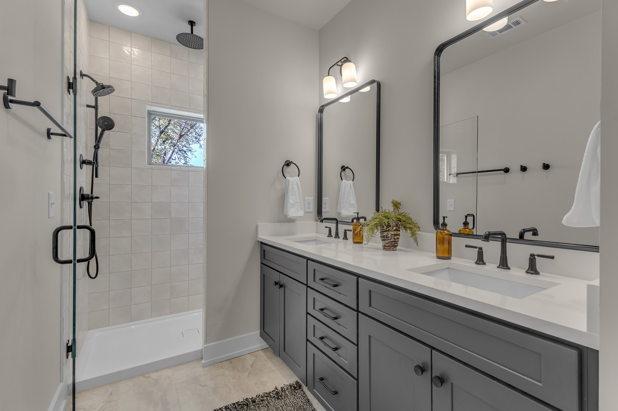 145 Whitsett Rd Unit: 10