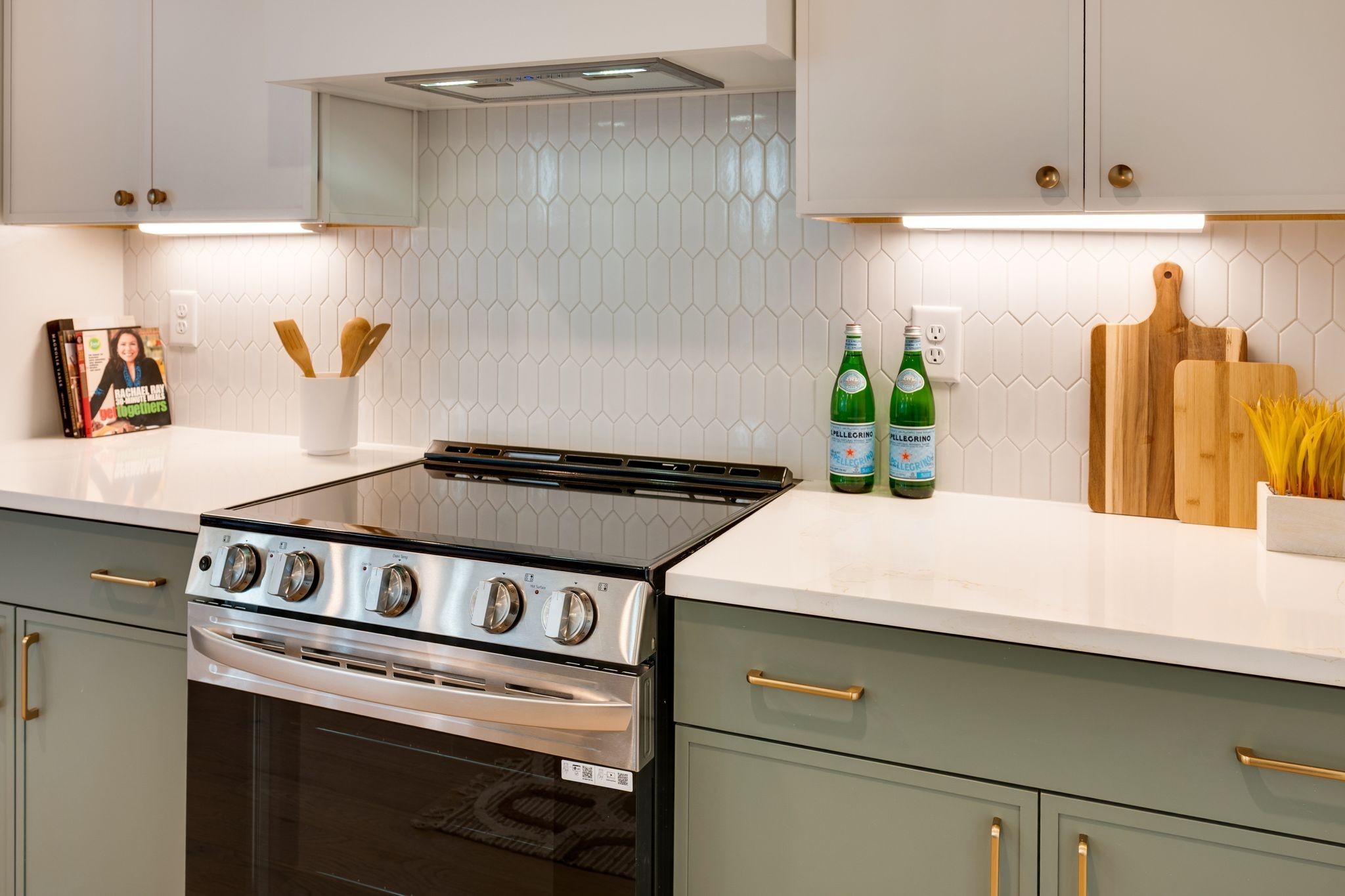 1040 East Trinity Unit: 8