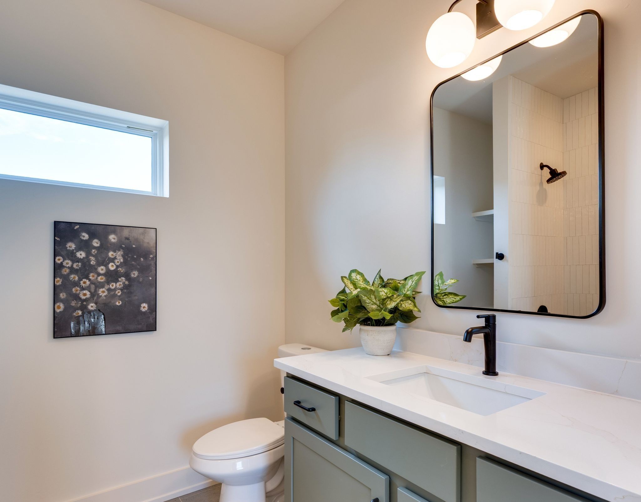 1040 East Trinity Unit: 8