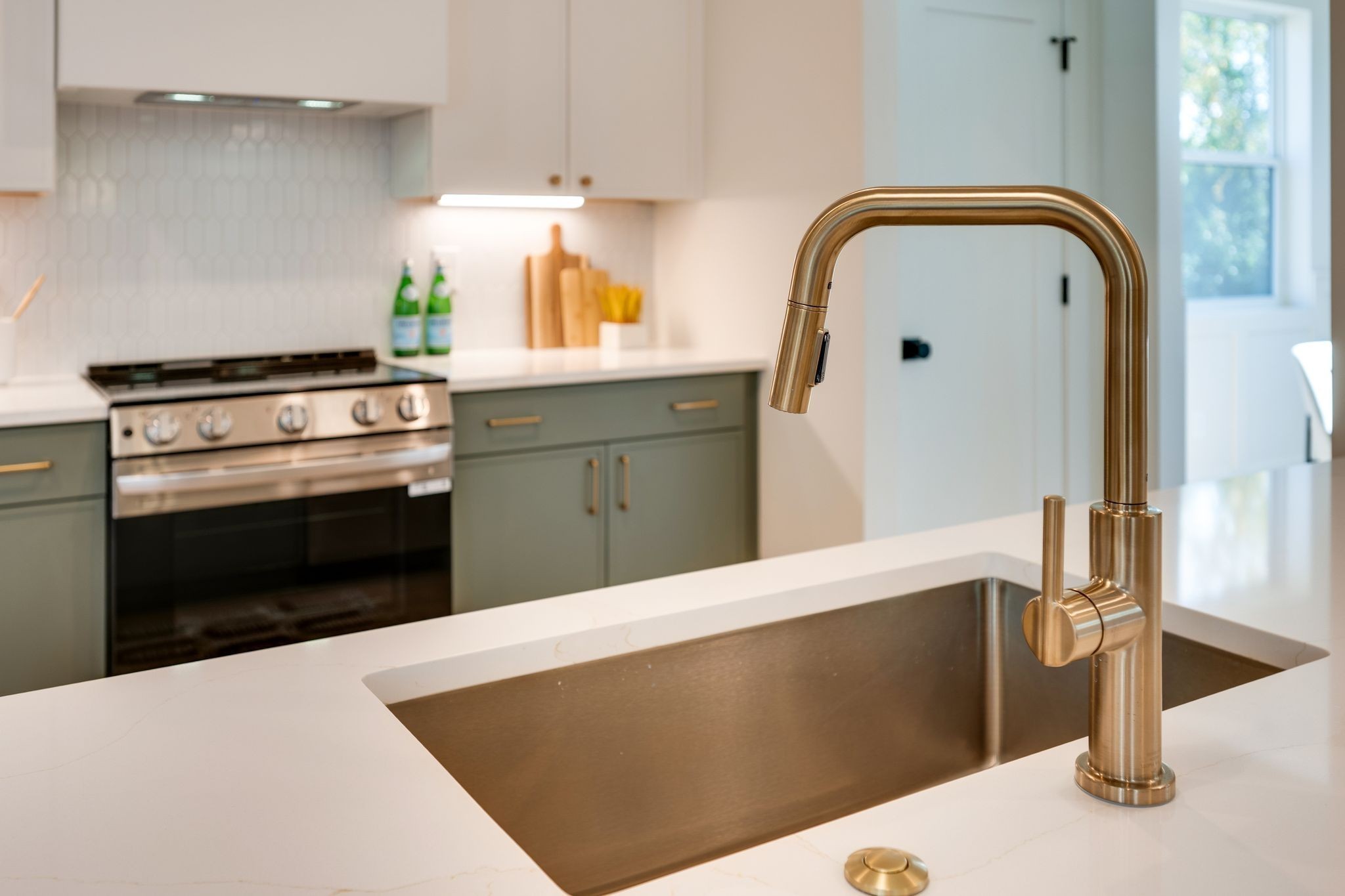1040 East Trinity Unit: 8