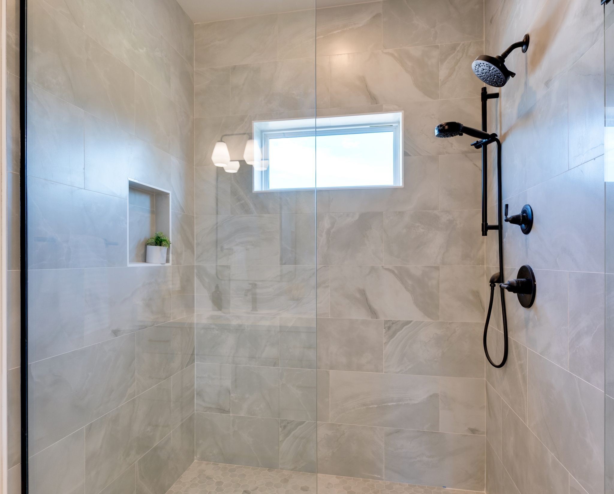 1040 East Trinity Unit: 8