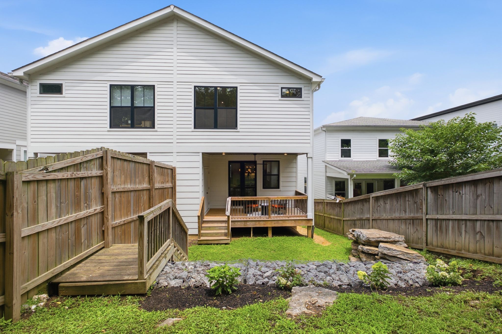 527A Wedgewood Ave