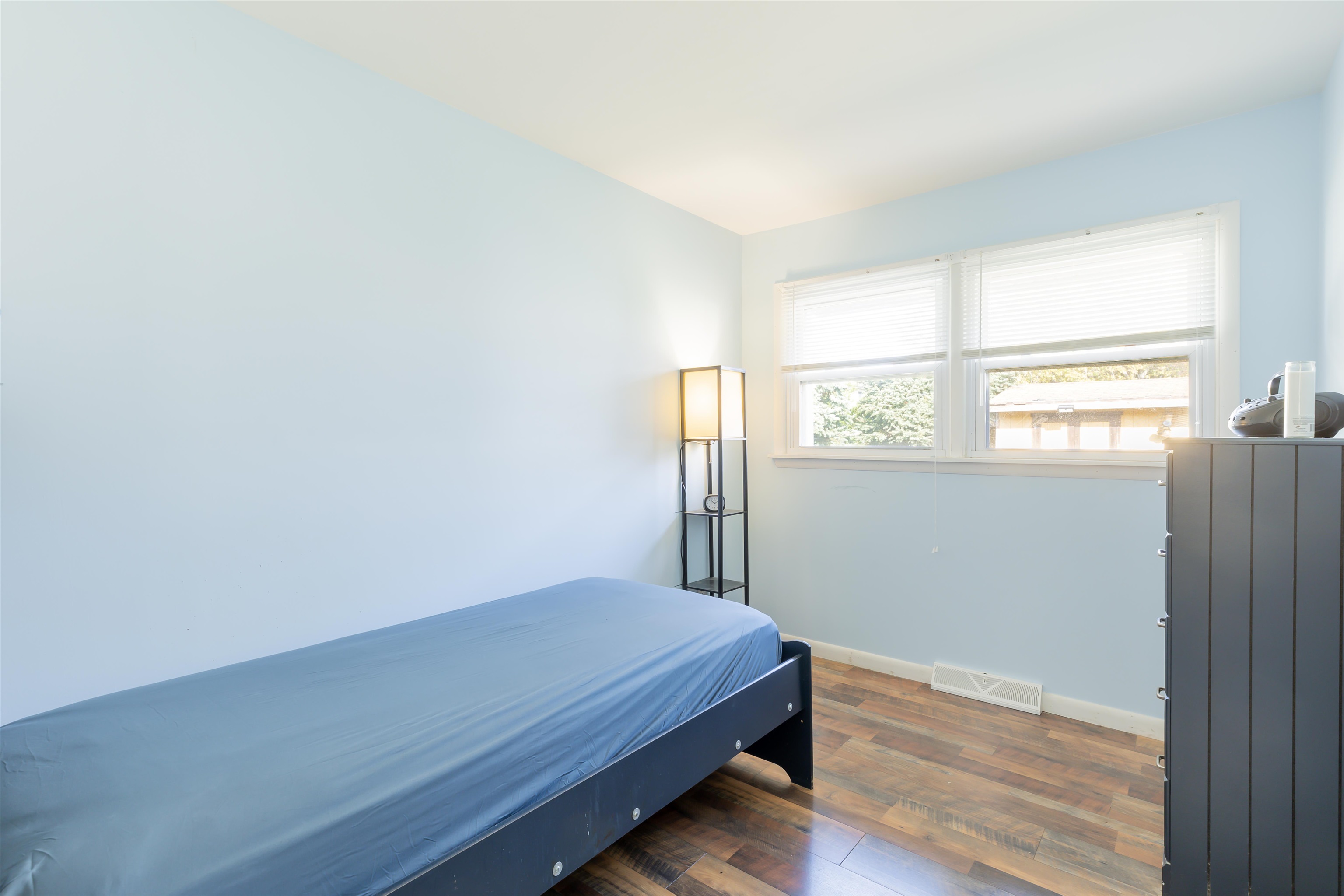 803 Rosehill Parkway