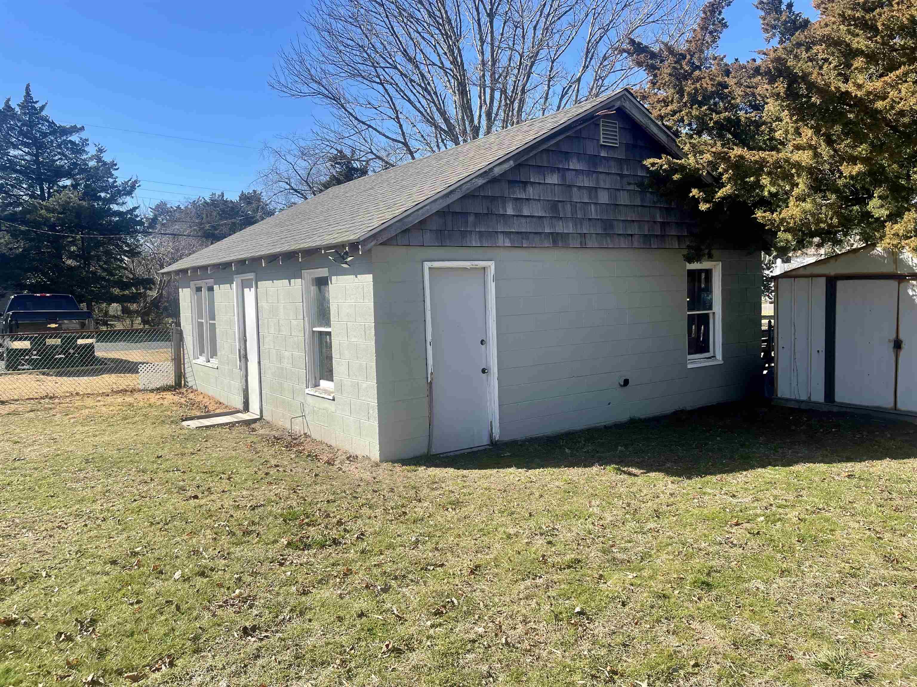 1 Warwick Road