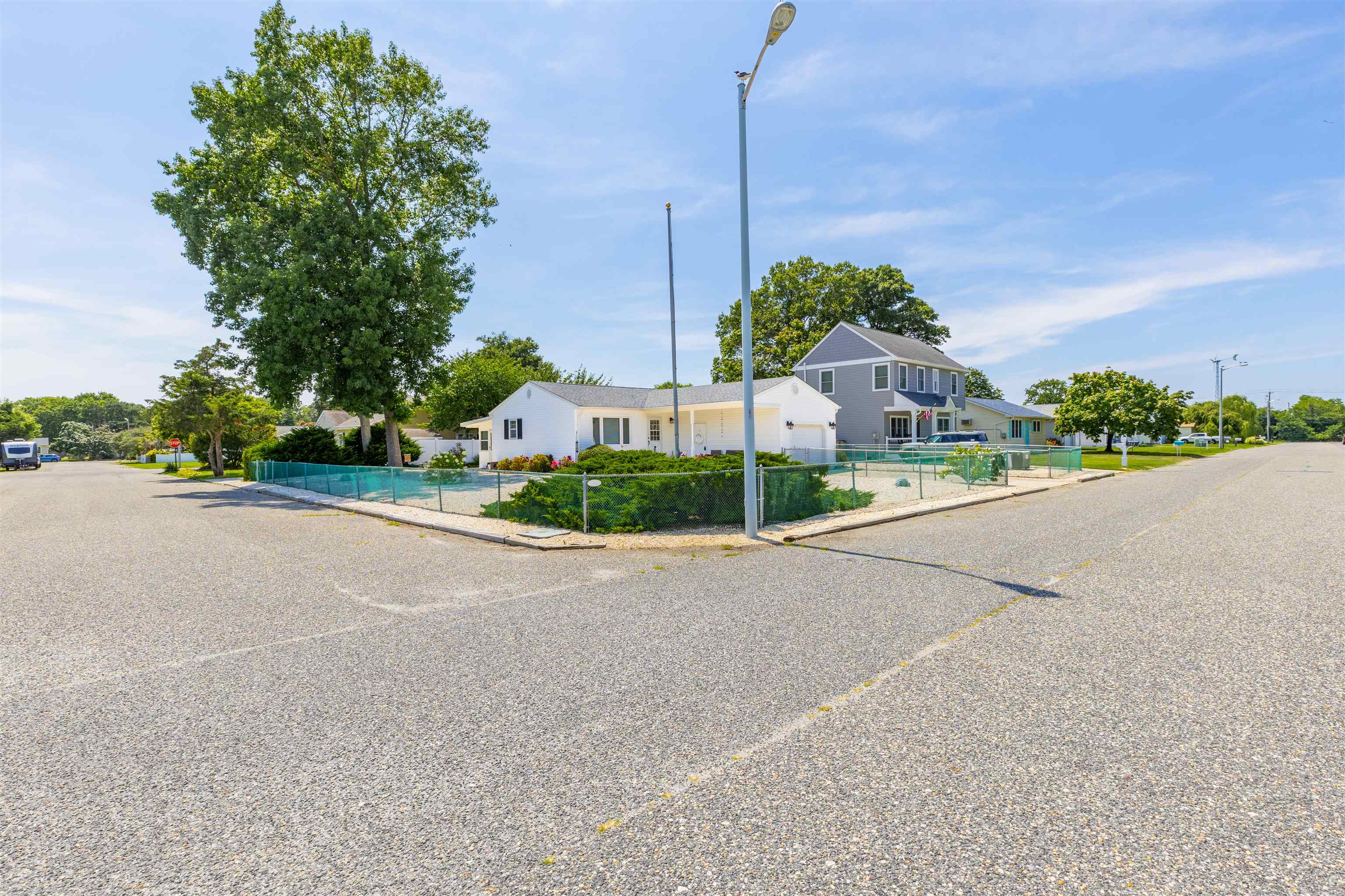 300 Cedardale Avenue