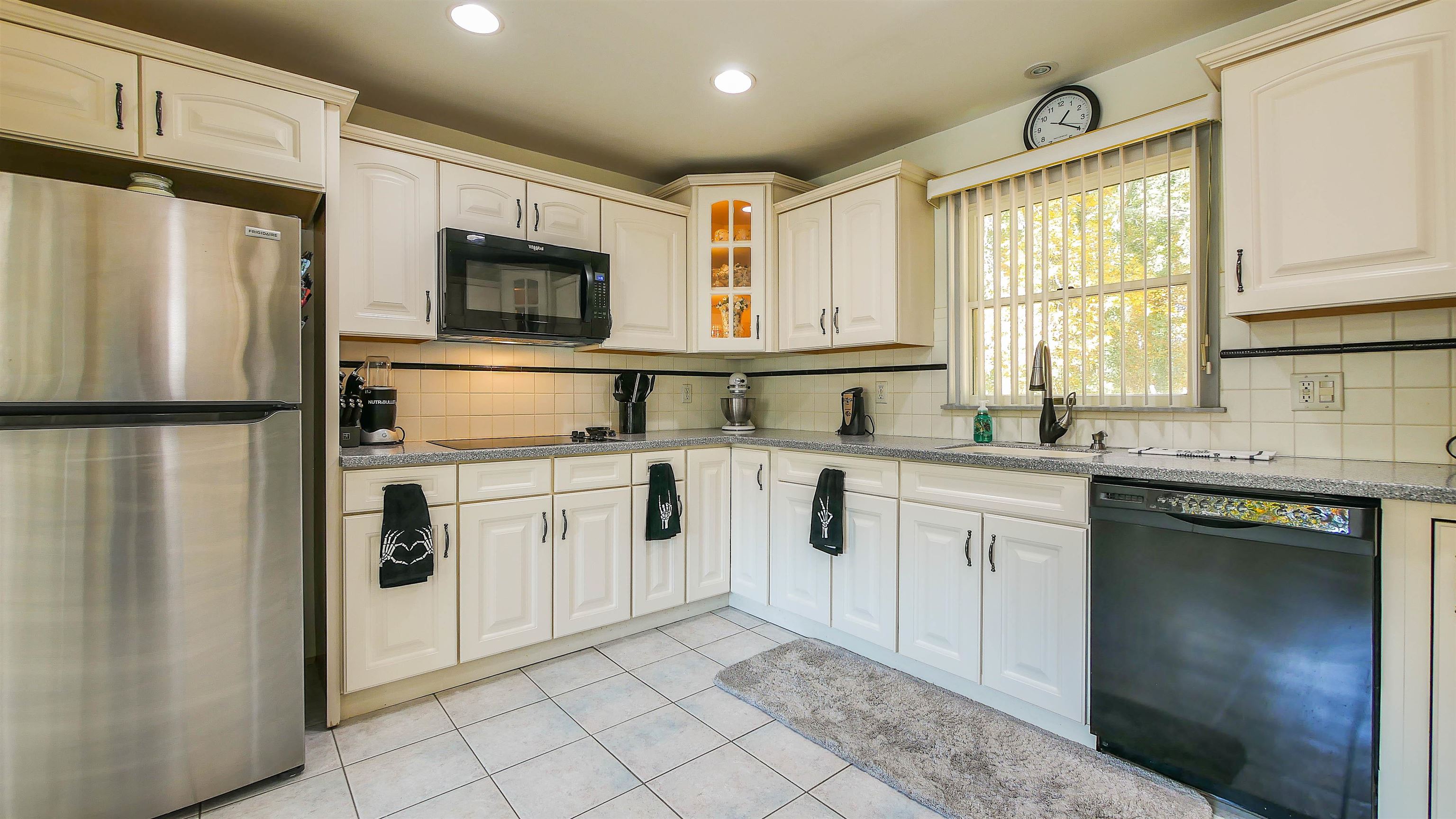 302 Ridge Road