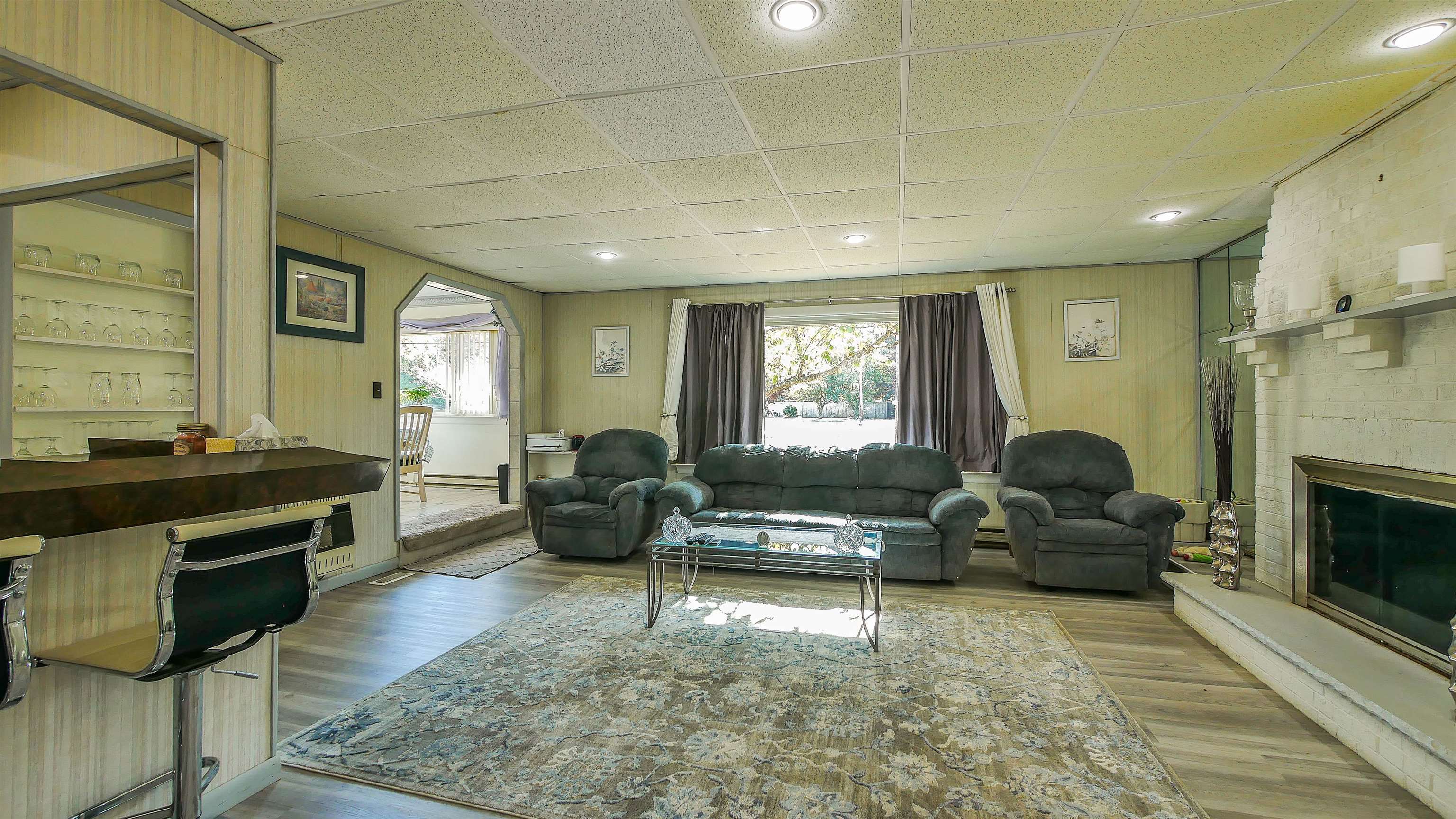 302 Ridge Road