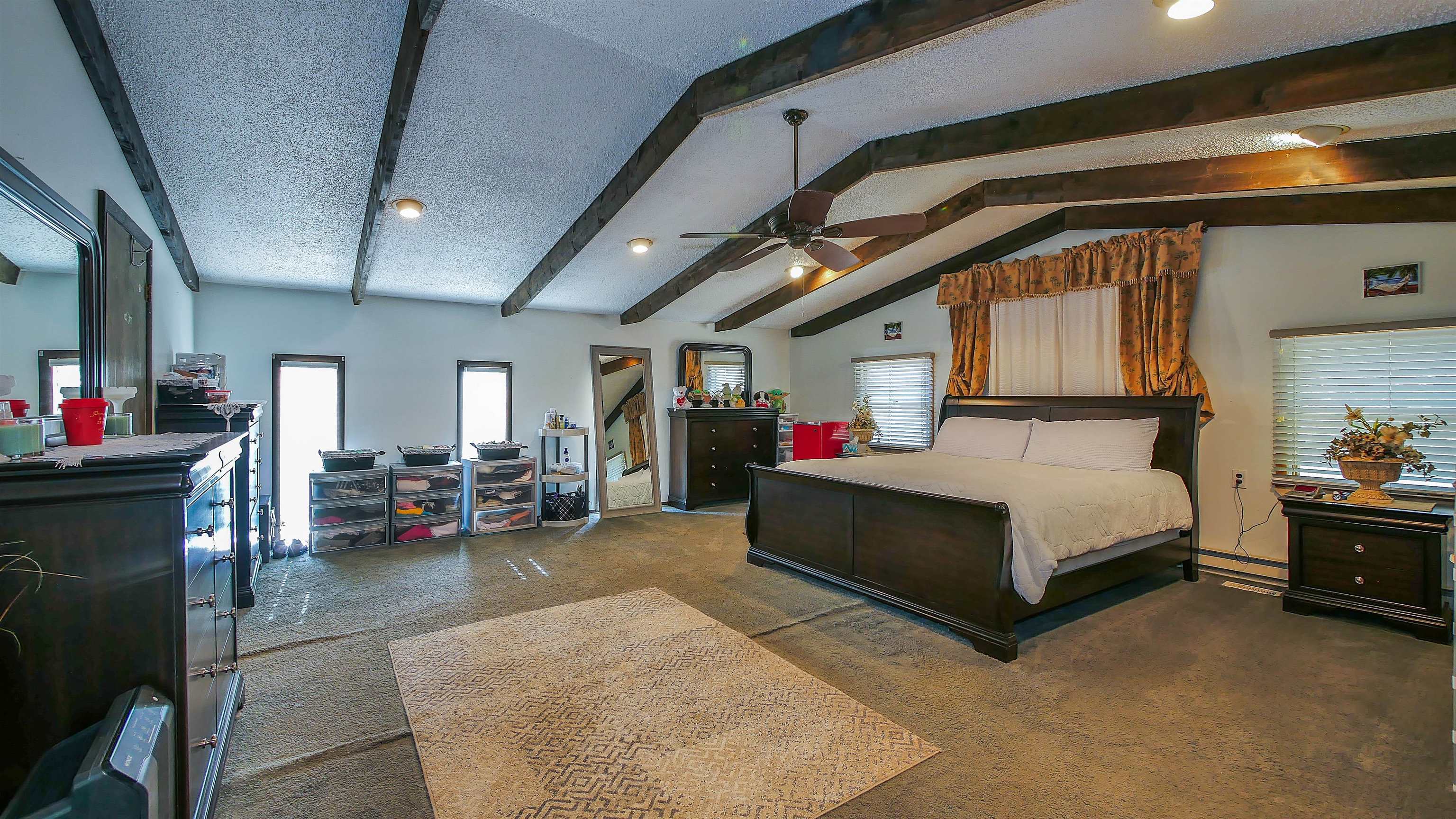302 Ridge Road