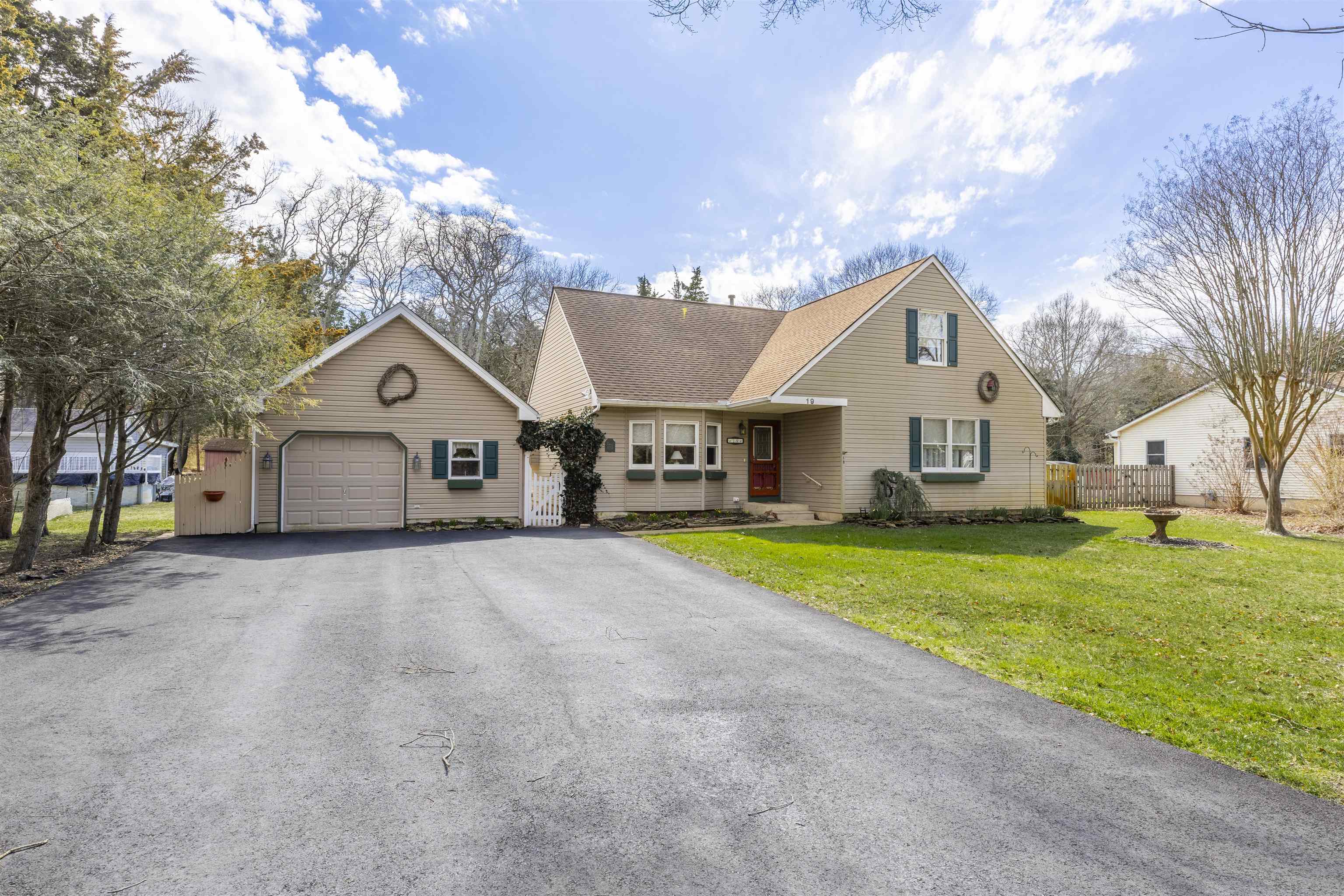 19 Lomurno Lane