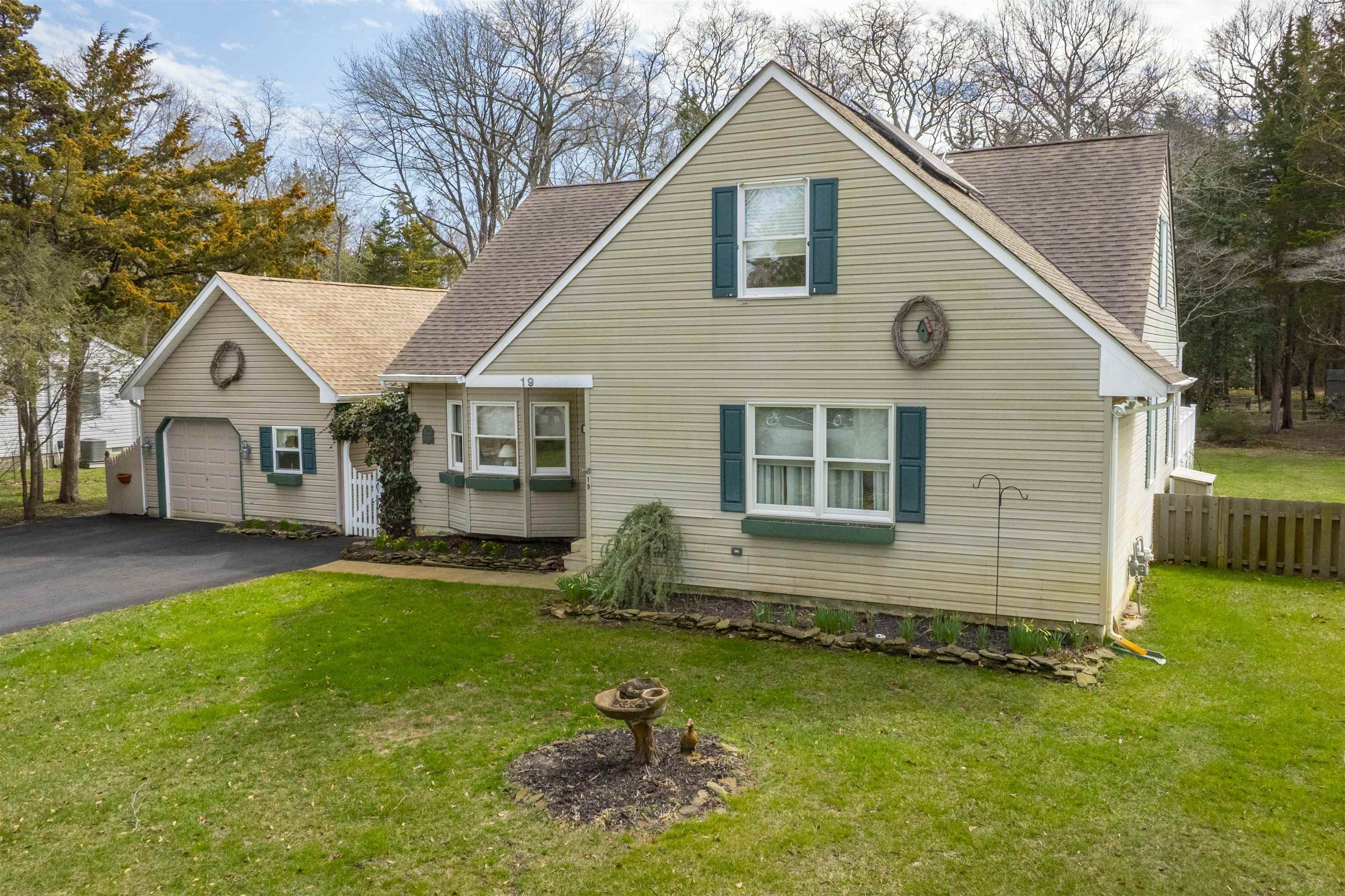 19 Lomurno Lane