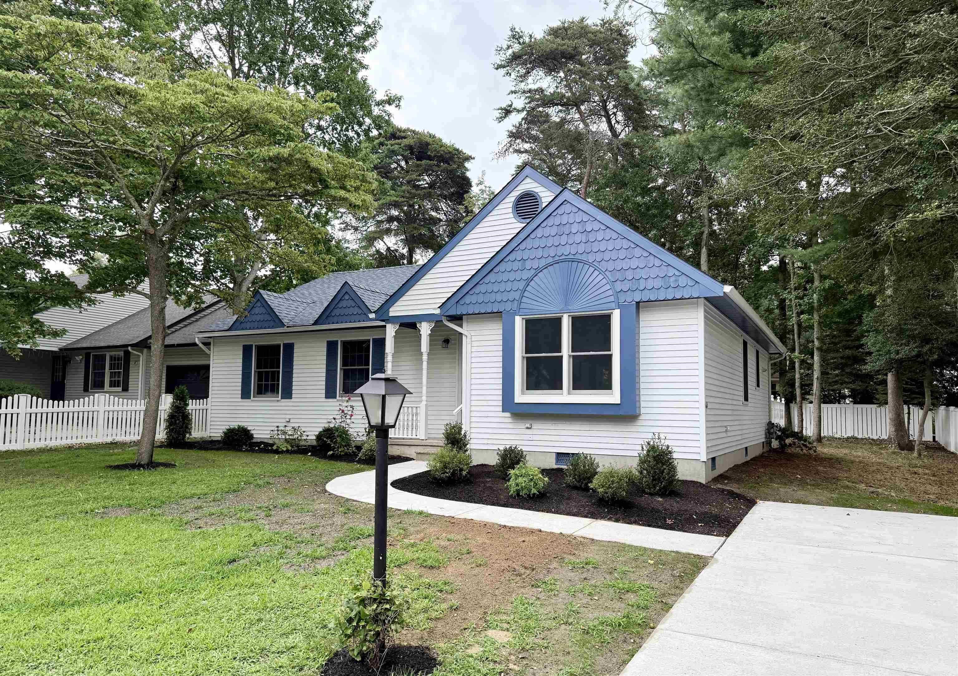 54 Heron Way