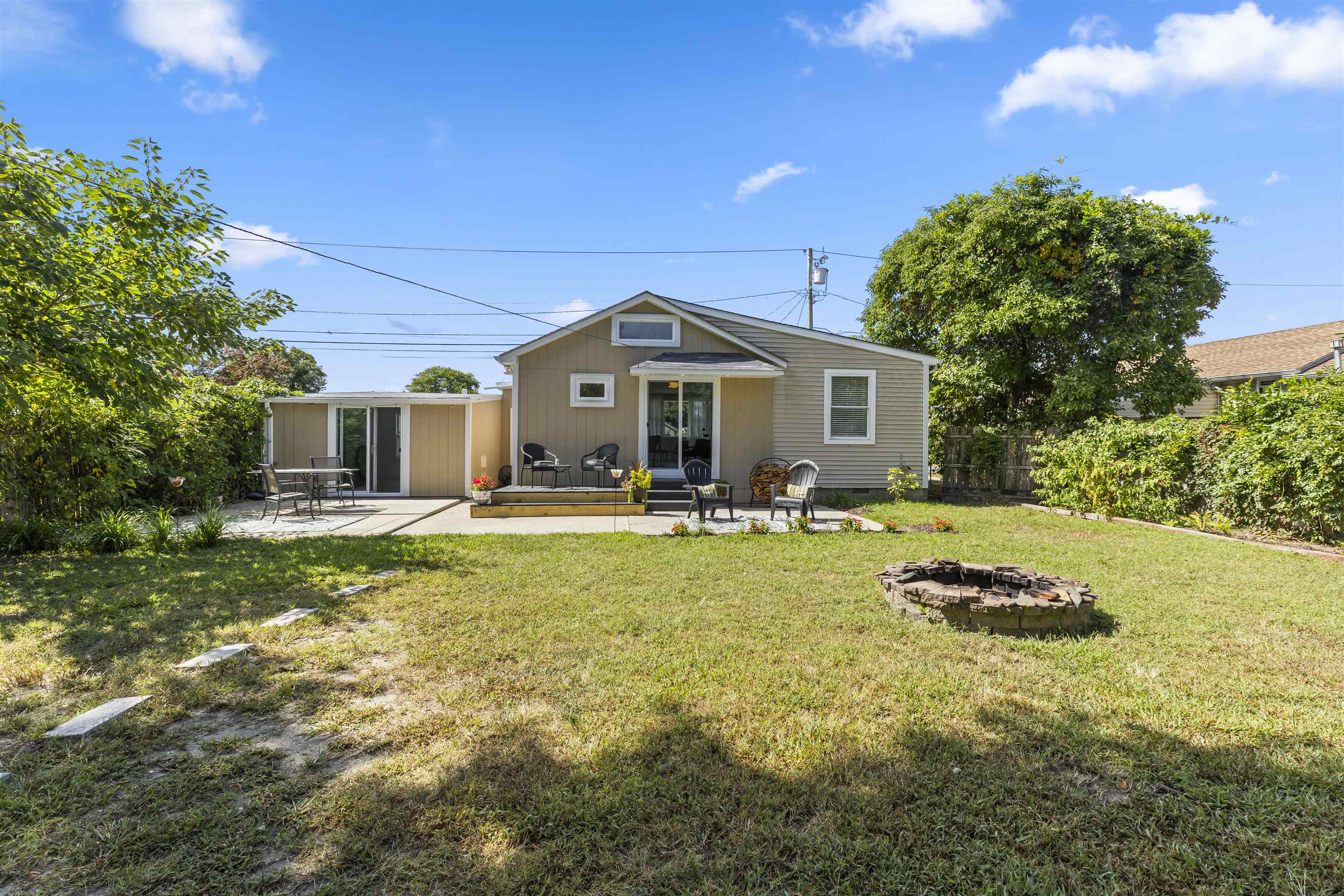 307 E Miami Avenue
